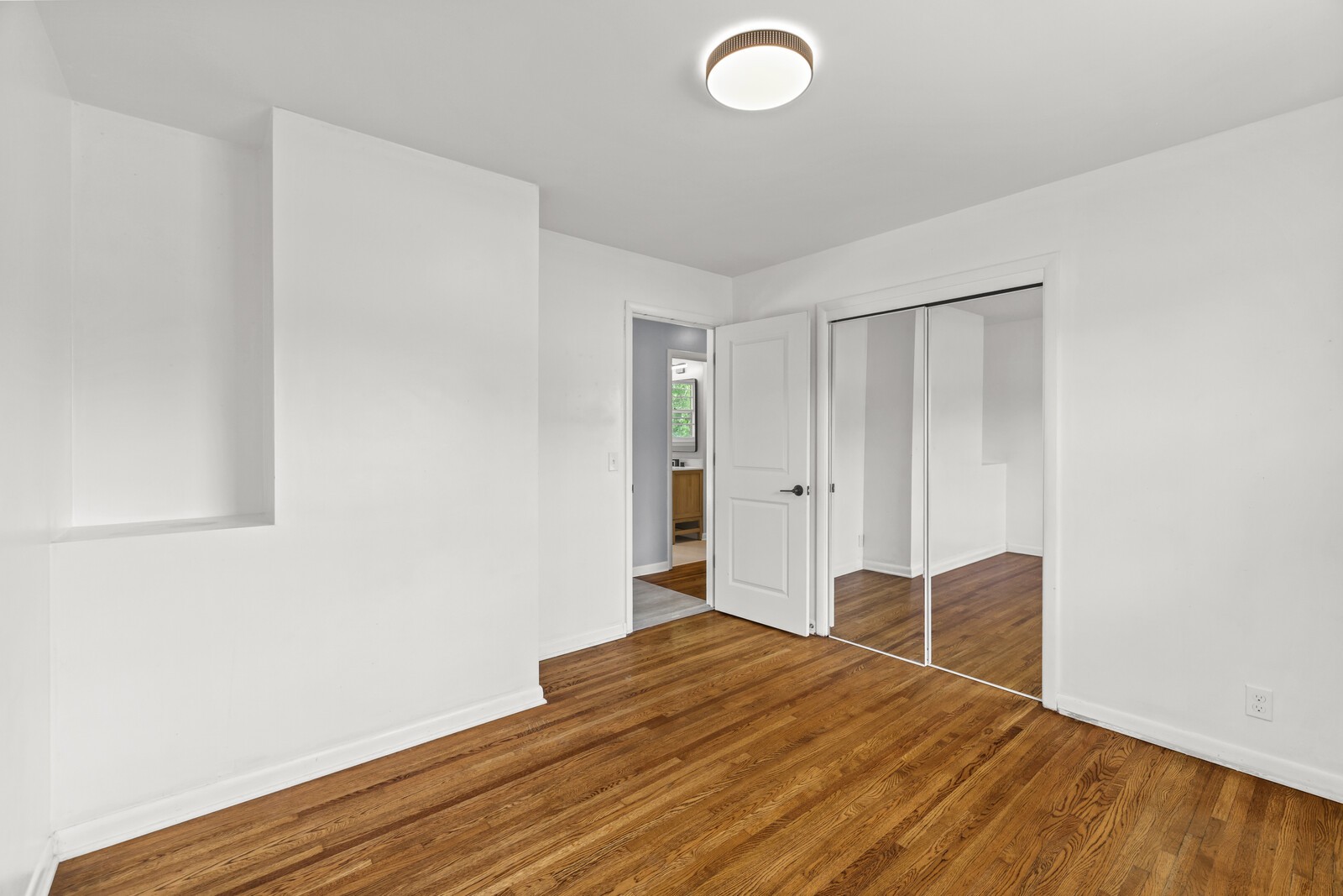 111 Wessington Pl
