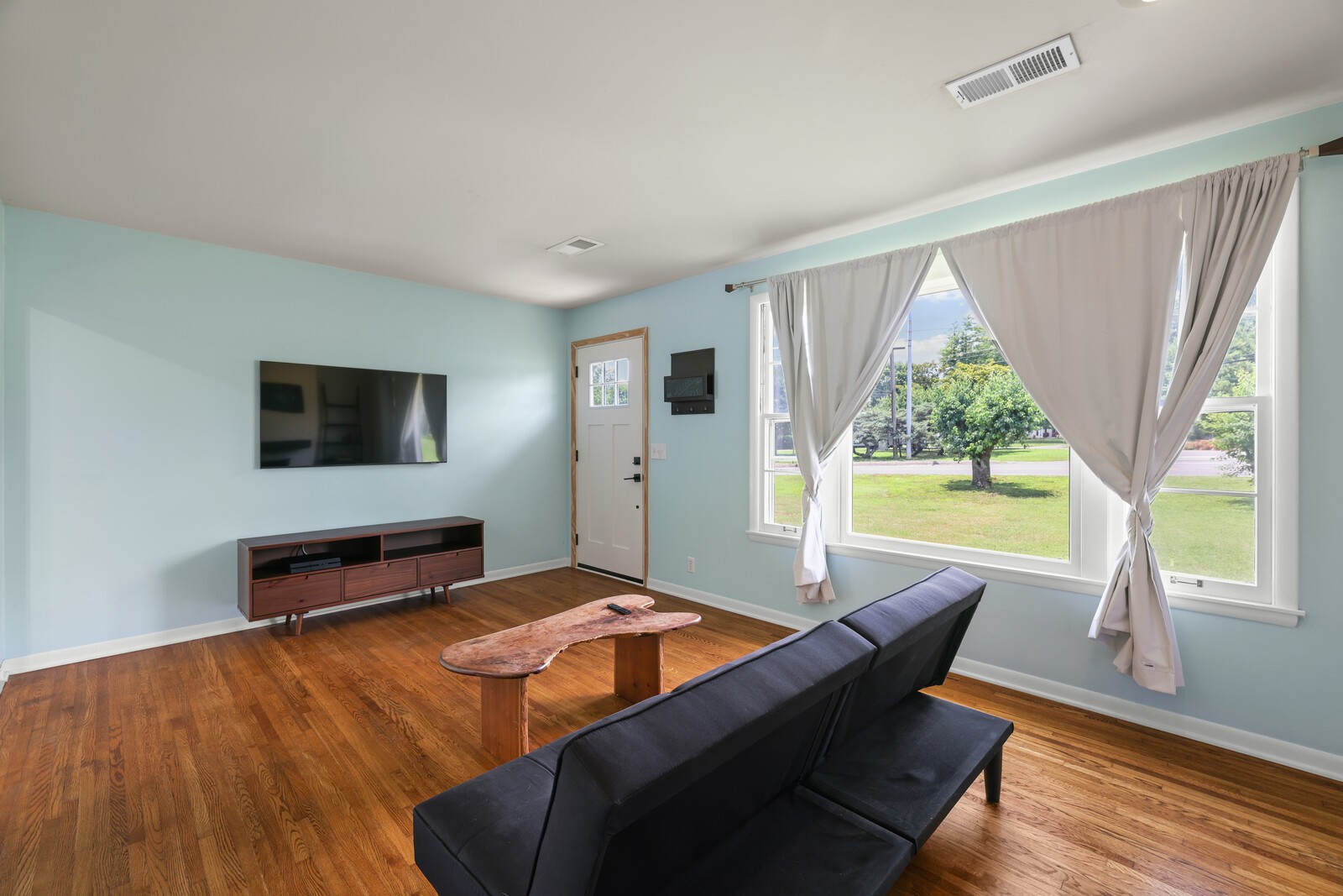 111 Wessington Pl