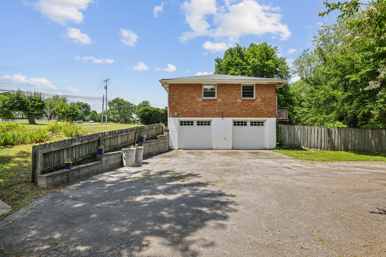 111 Wessington Pl