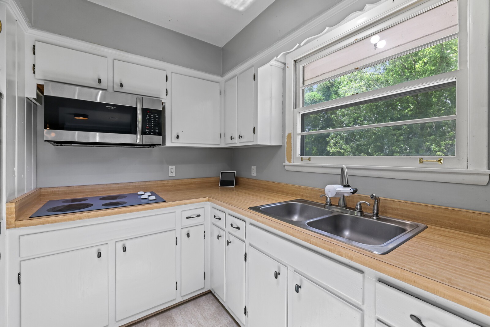 111 Wessington Pl