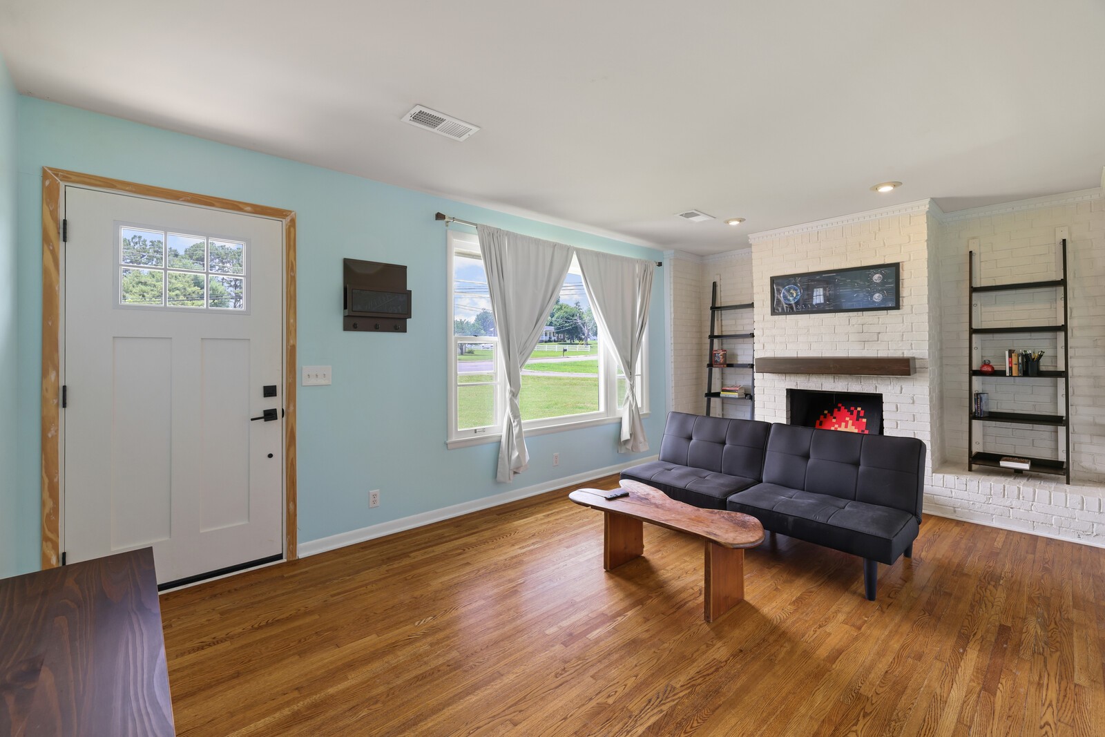 111 Wessington Pl