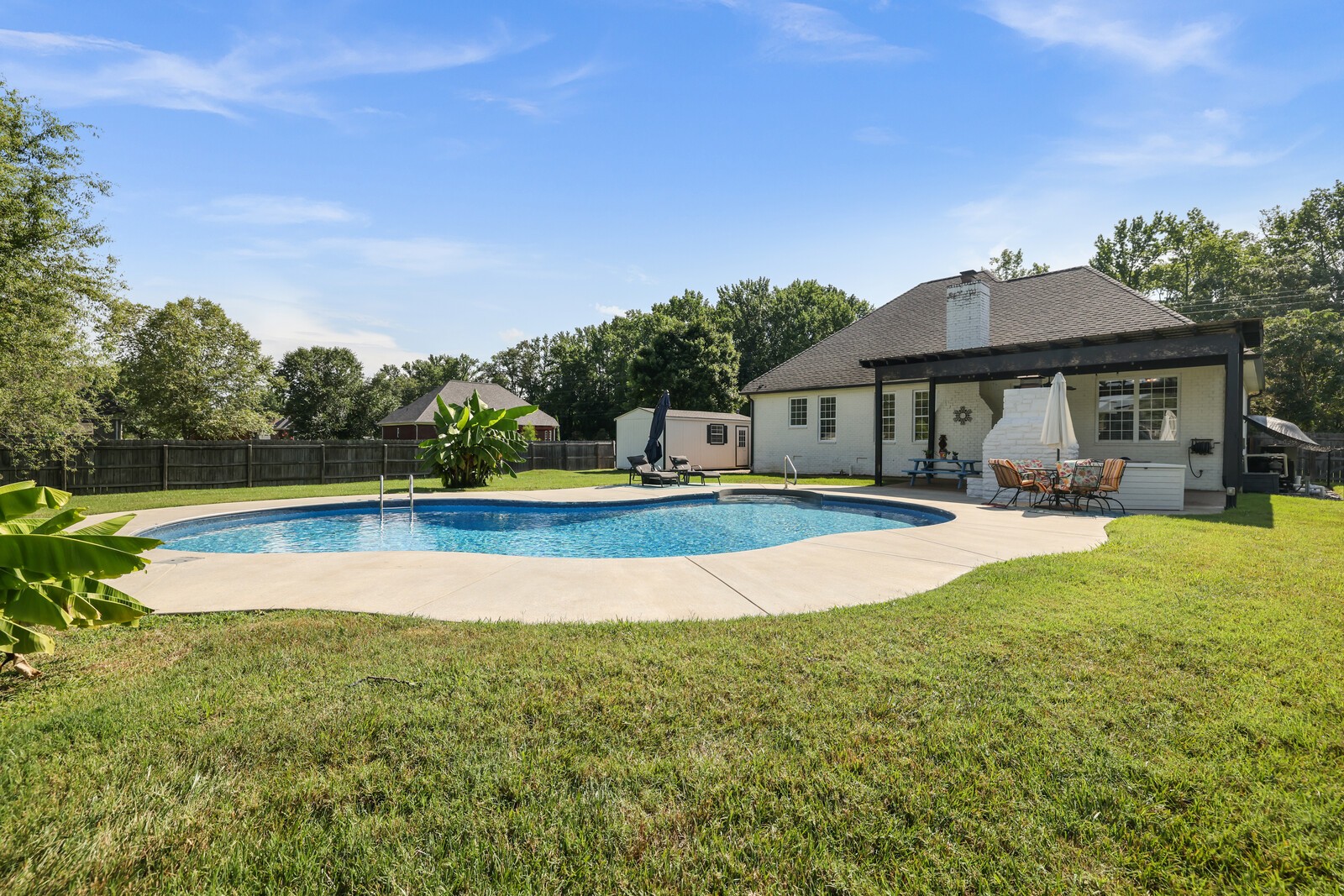 1098 Bradshaw Rd