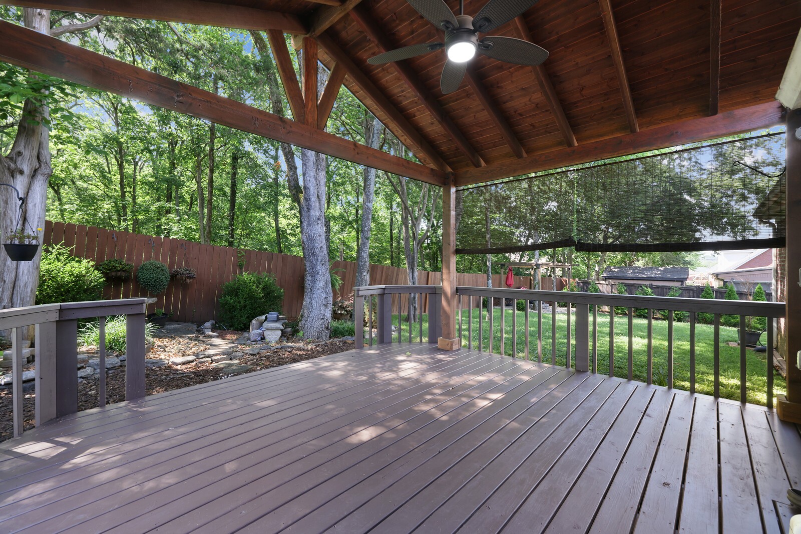 404 Spring Hill Dr