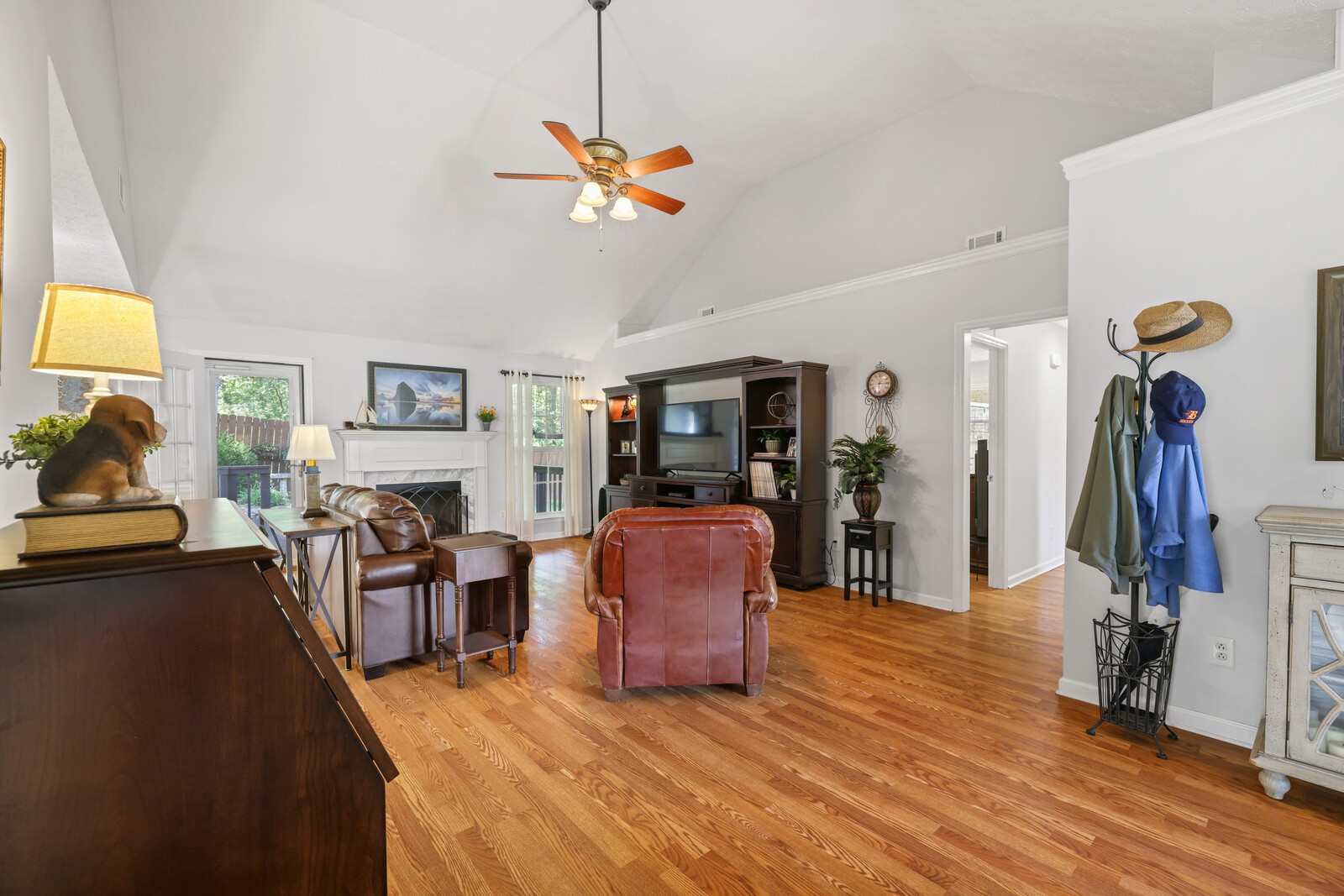 404 Spring Hill Dr