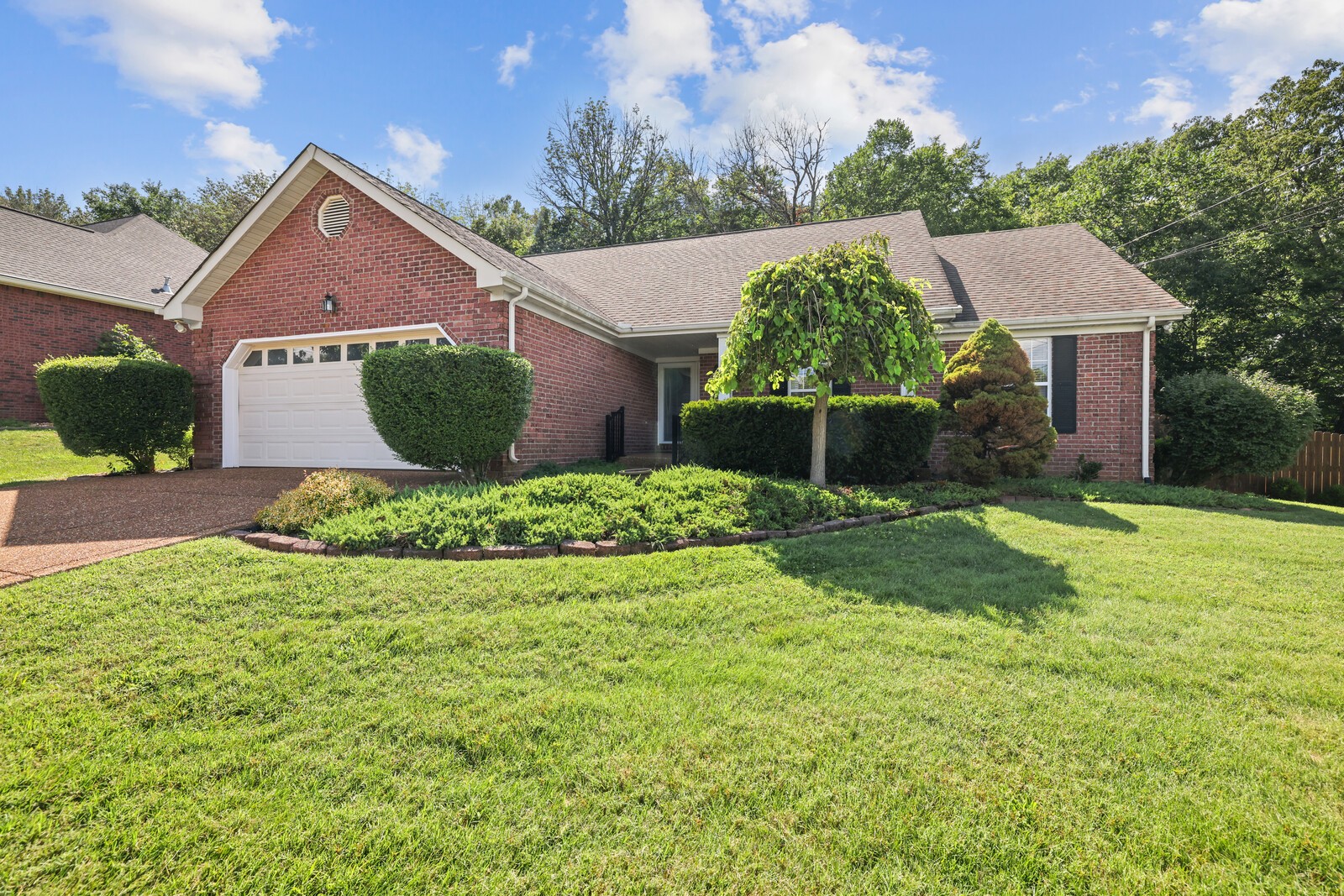 404 Spring Hill Dr