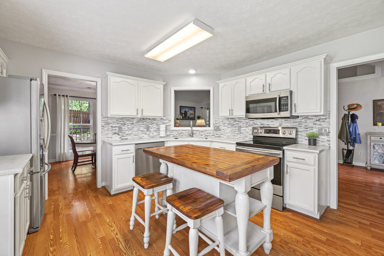 404 Spring Hill Dr