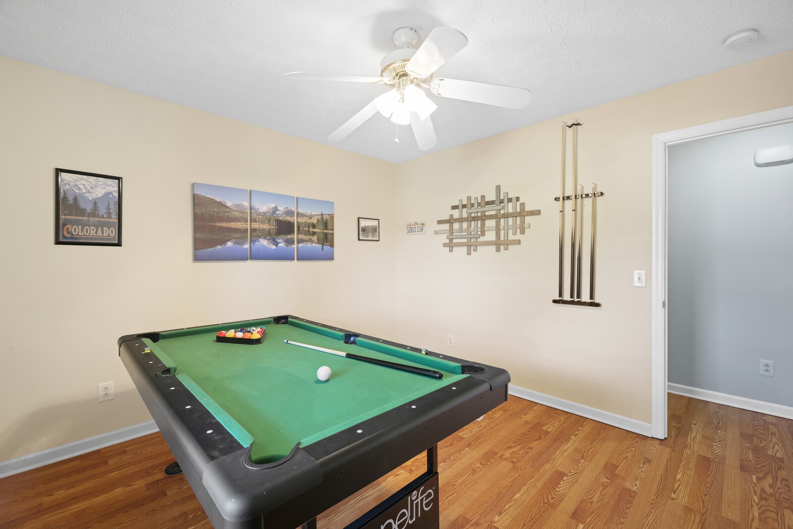 404 Spring Hill Dr