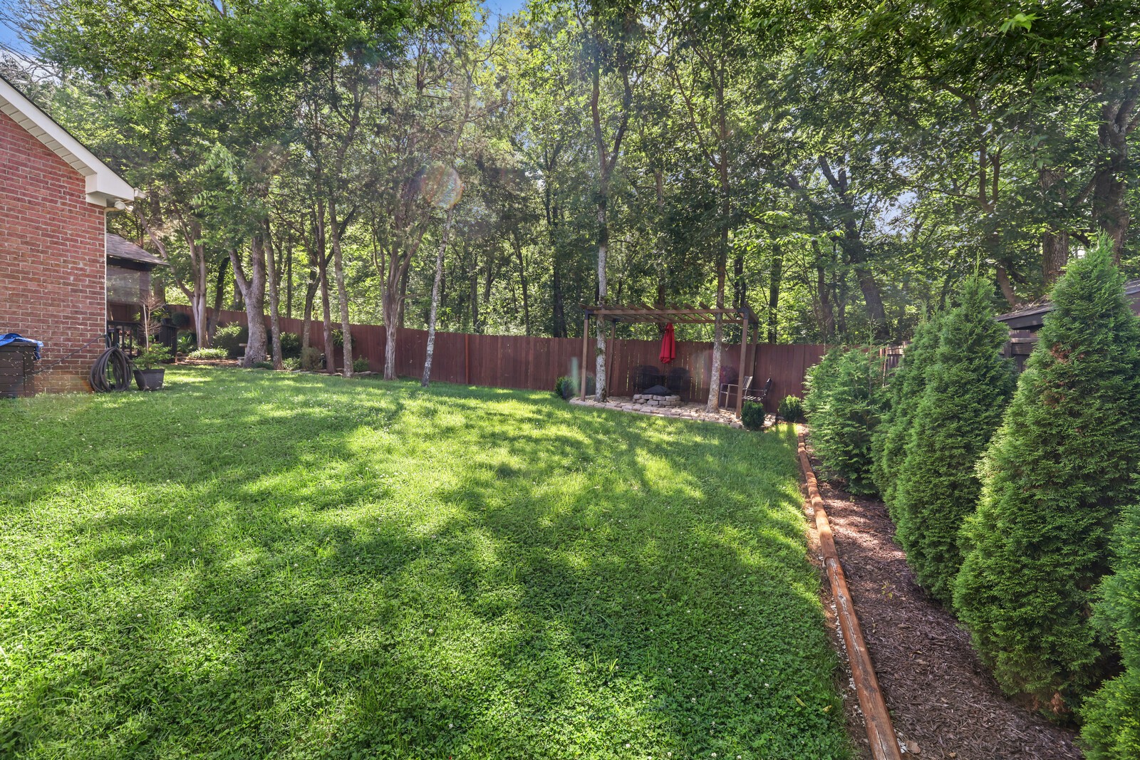 404 Spring Hill Dr