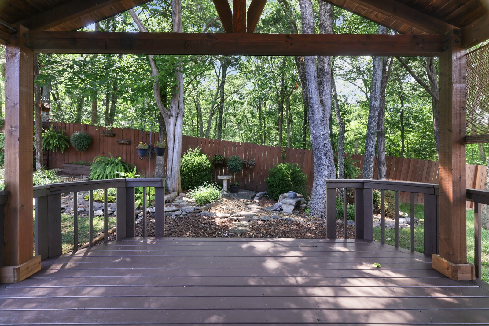 404 Spring Hill Dr