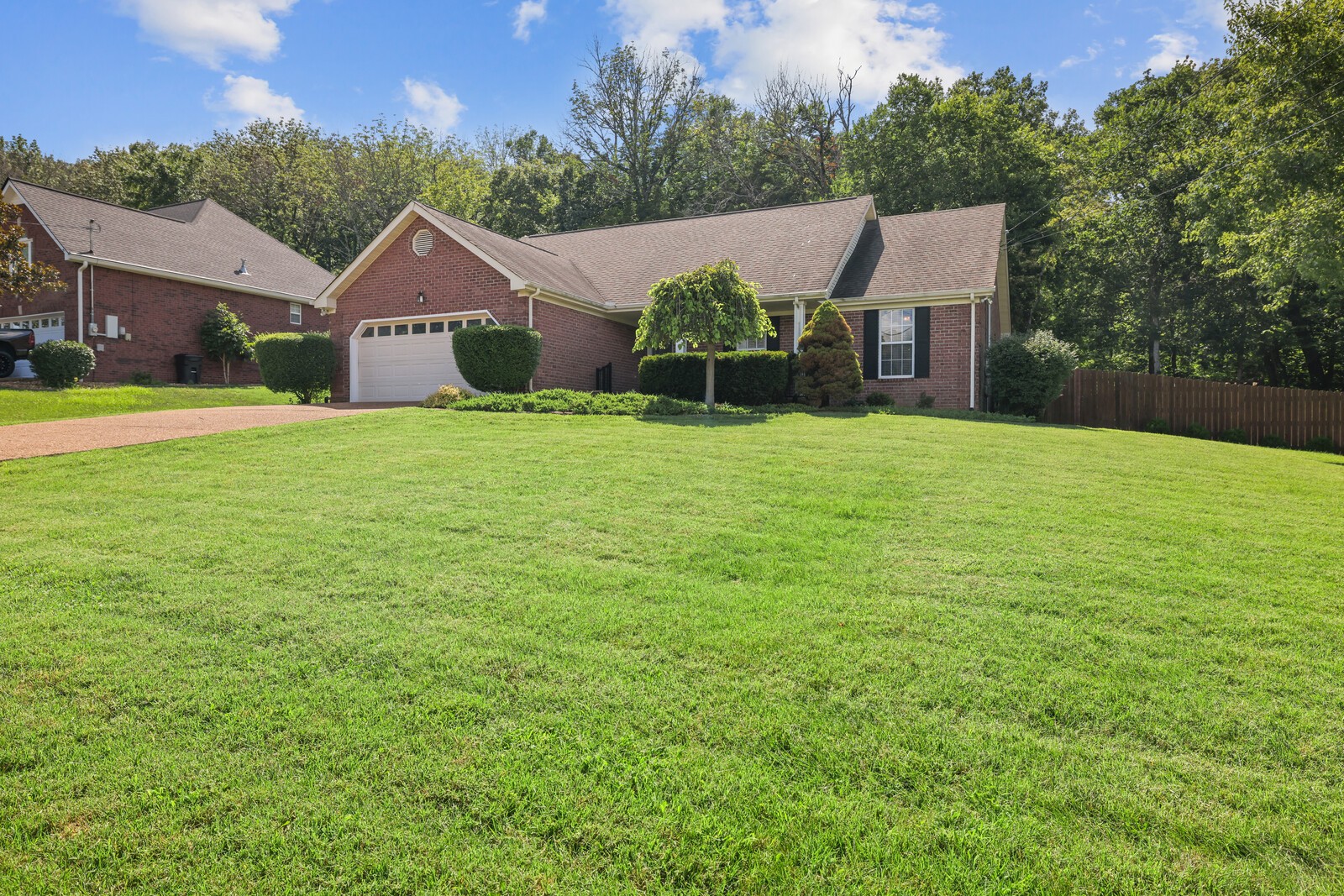 404 Spring Hill Dr