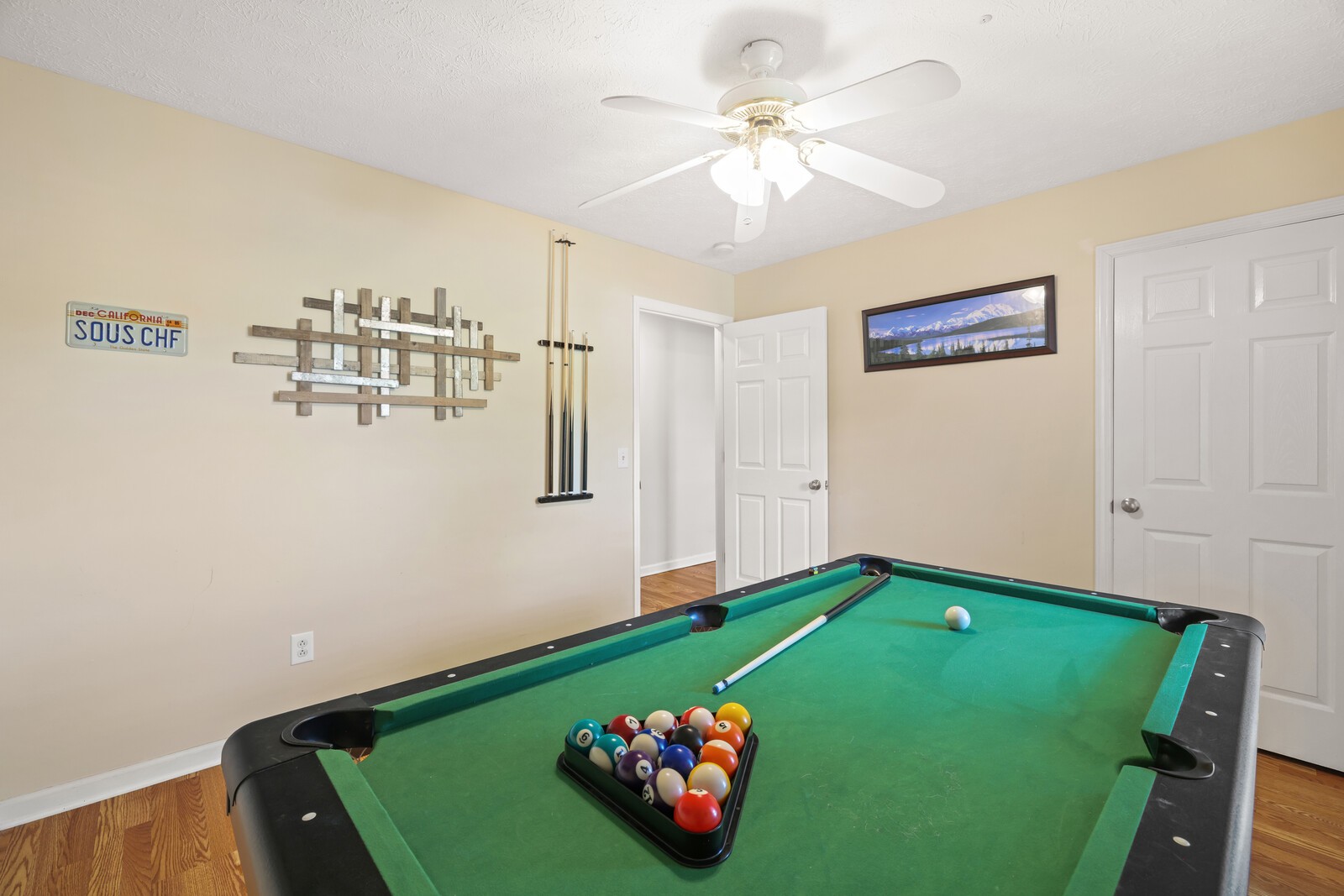 404 Spring Hill Dr