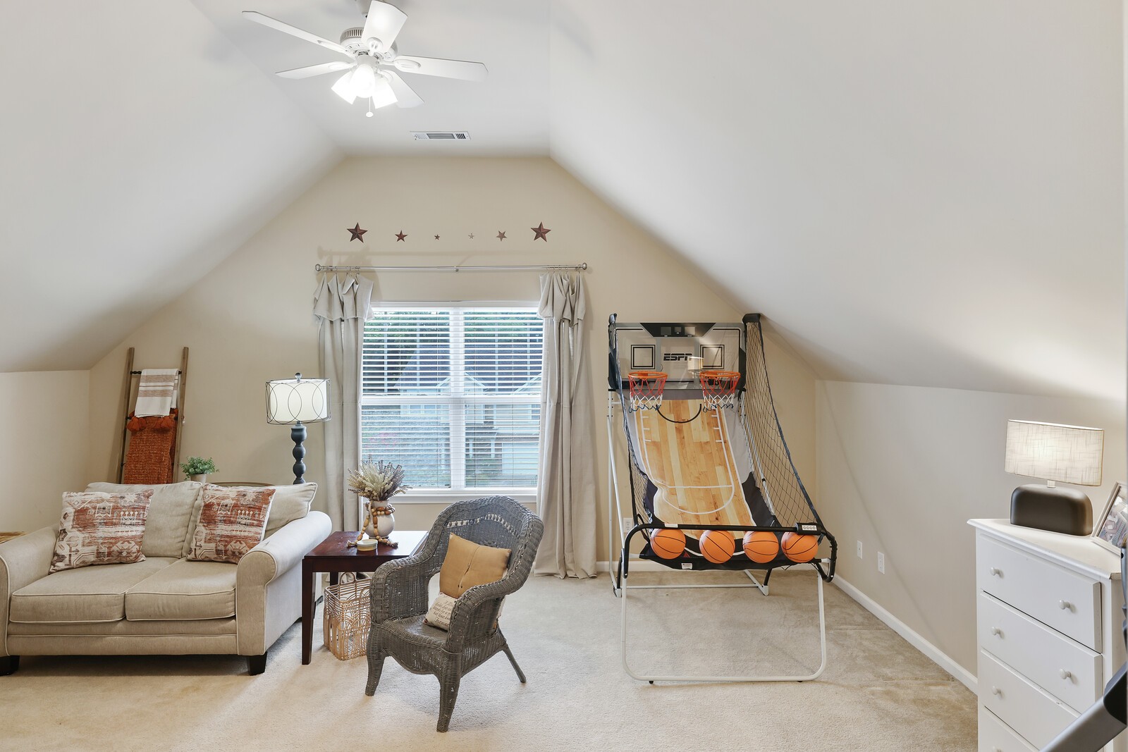 105 Sleepy Hollow Ct