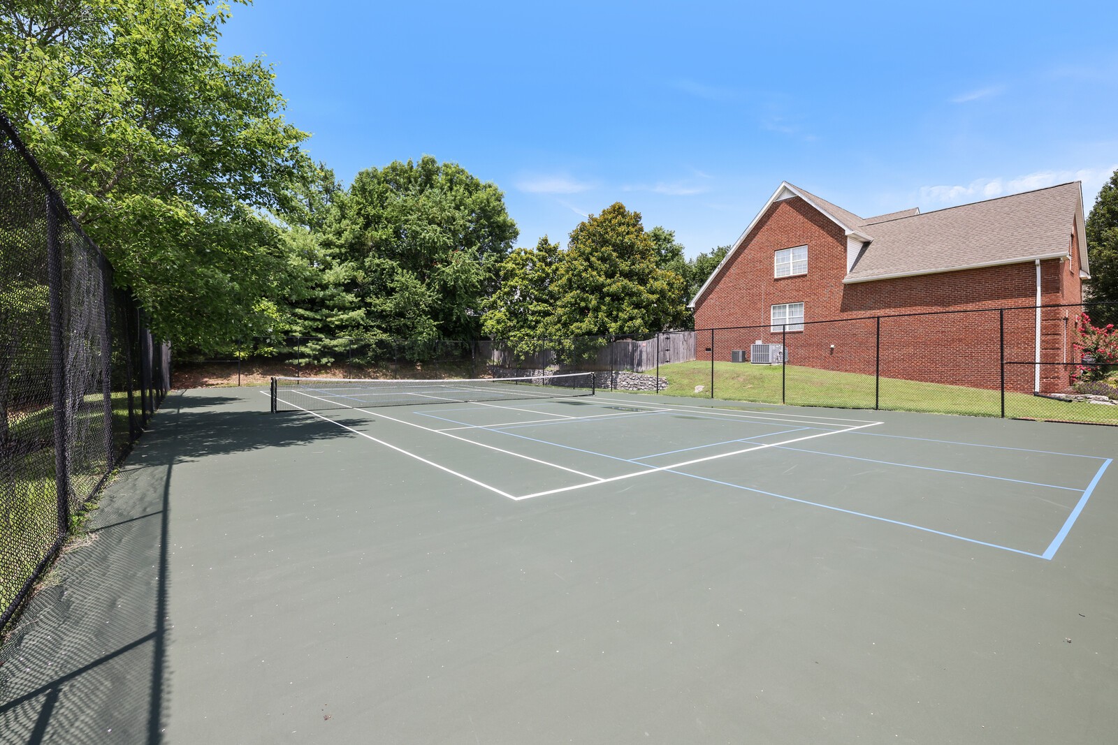 105 Sleepy Hollow Ct