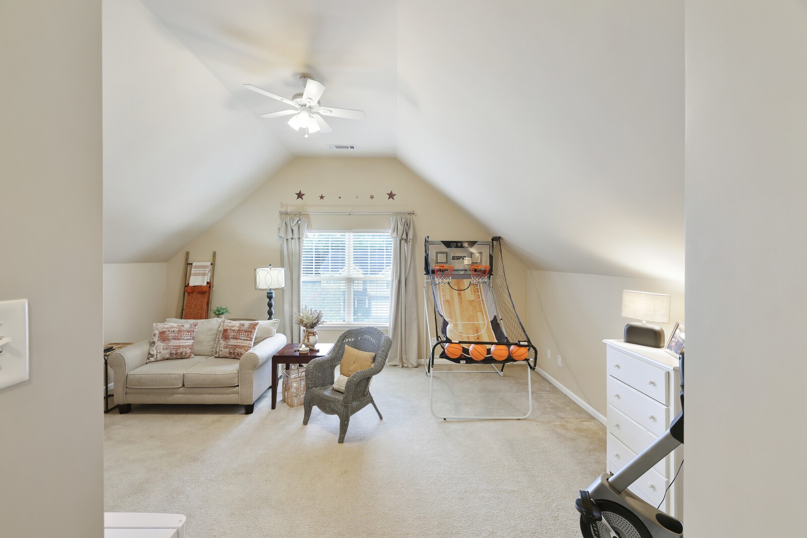 105 Sleepy Hollow Ct