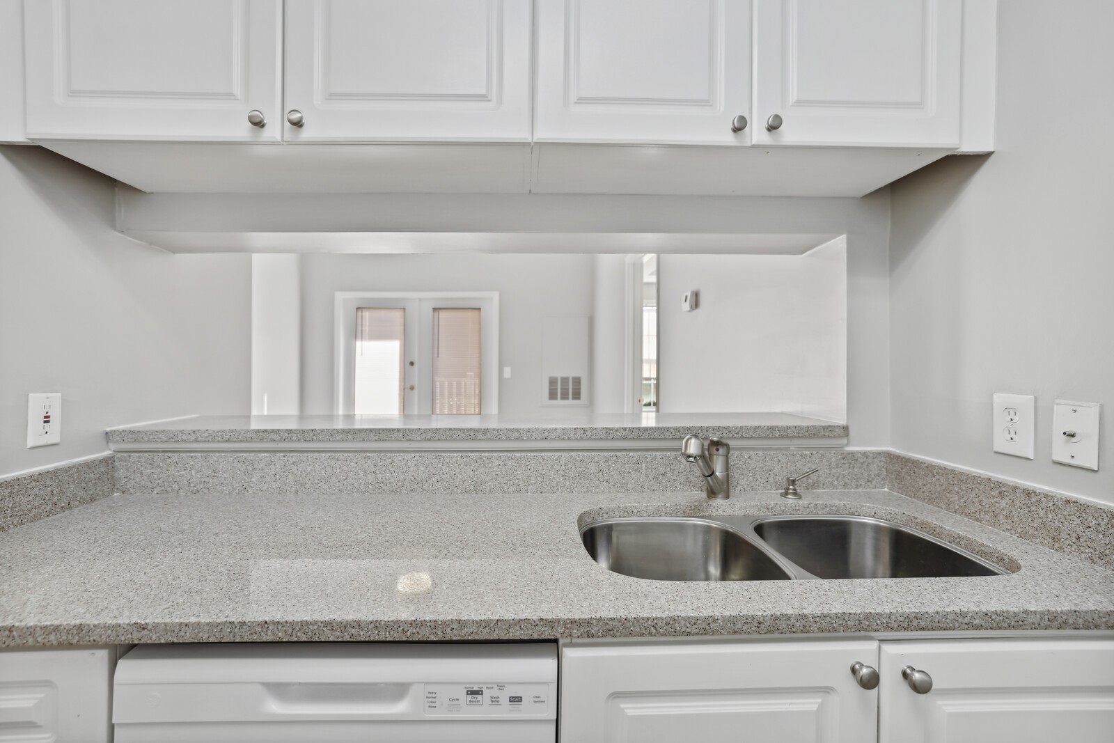 2025 Woodmont Blvd Unit: 338