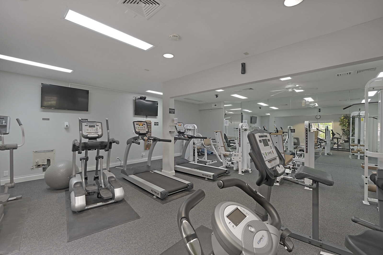2025 Woodmont Blvd Unit: 338