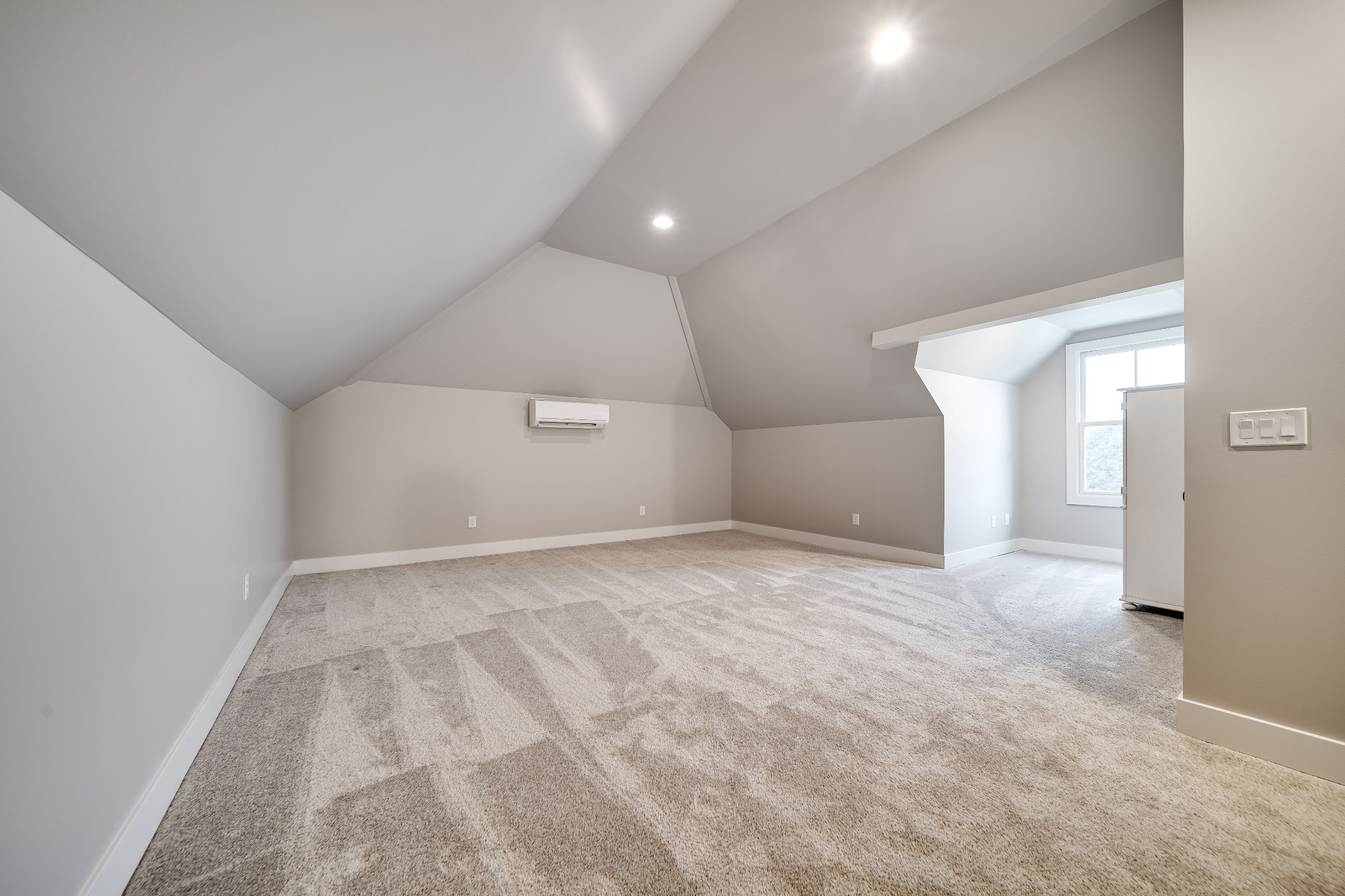 6211 Temple Rd