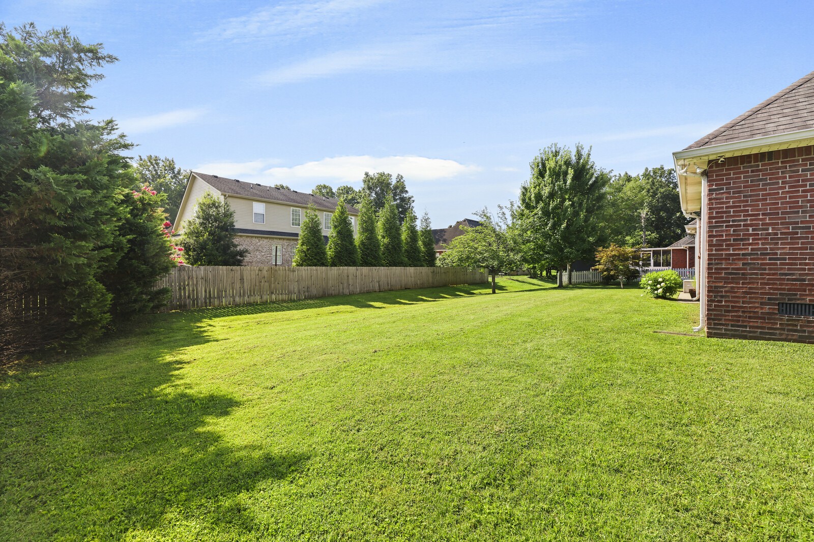 2638 English Hill Dr