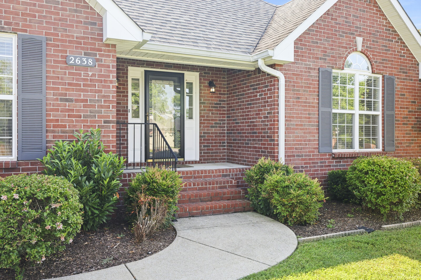 2638 English Hill Dr