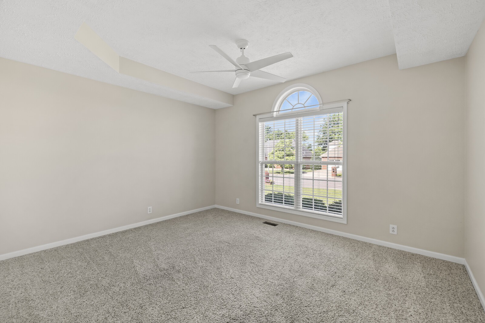 2638 English Hill Dr