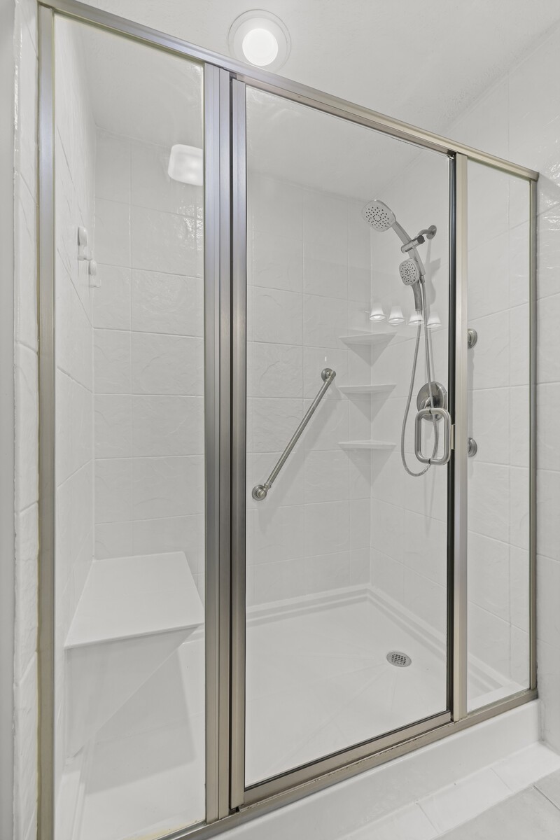 2638 English Hill Dr