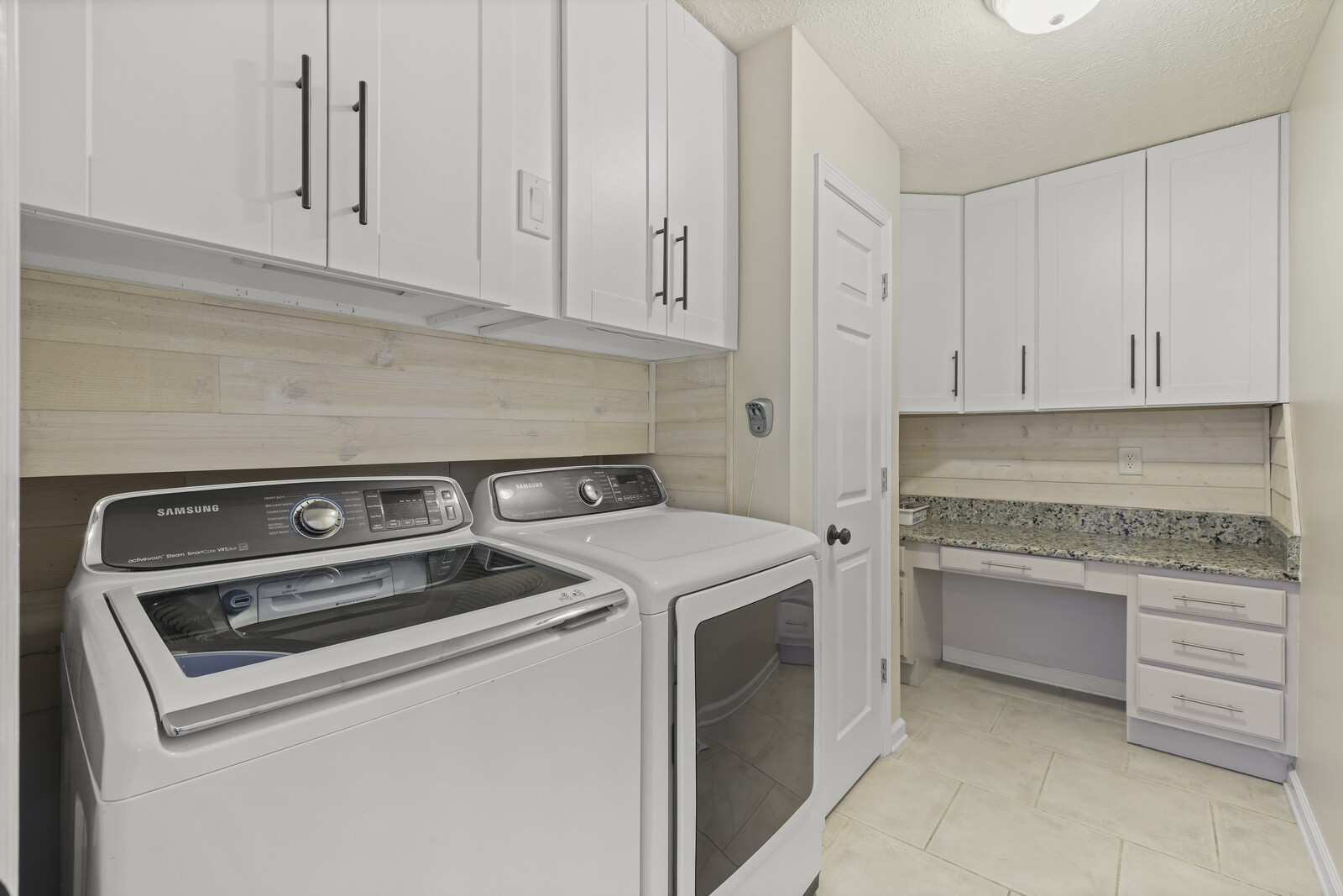 2638 English Hill Dr