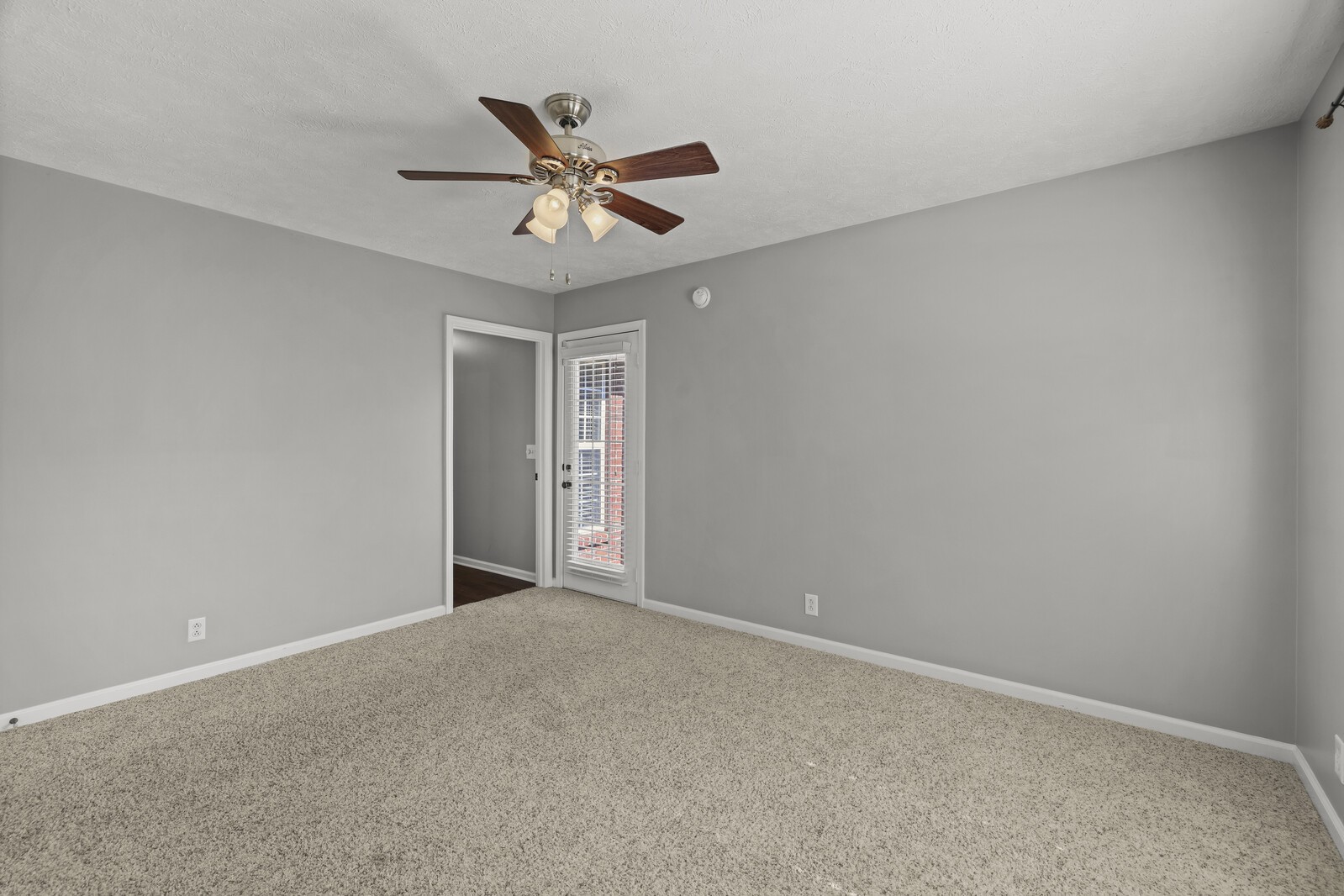 2638 English Hill Dr