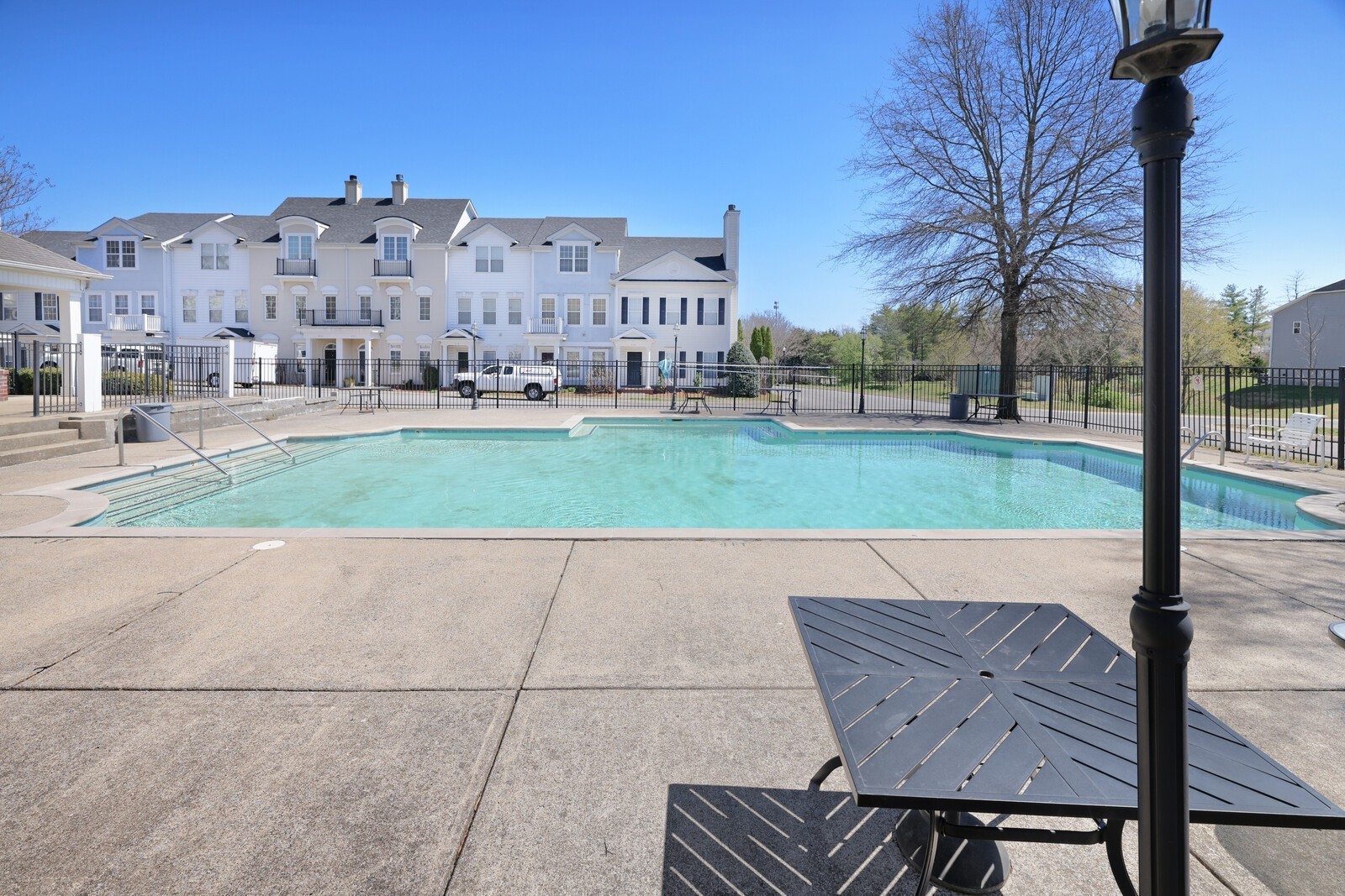 4316 Summercrest Blvd Unit: 713
