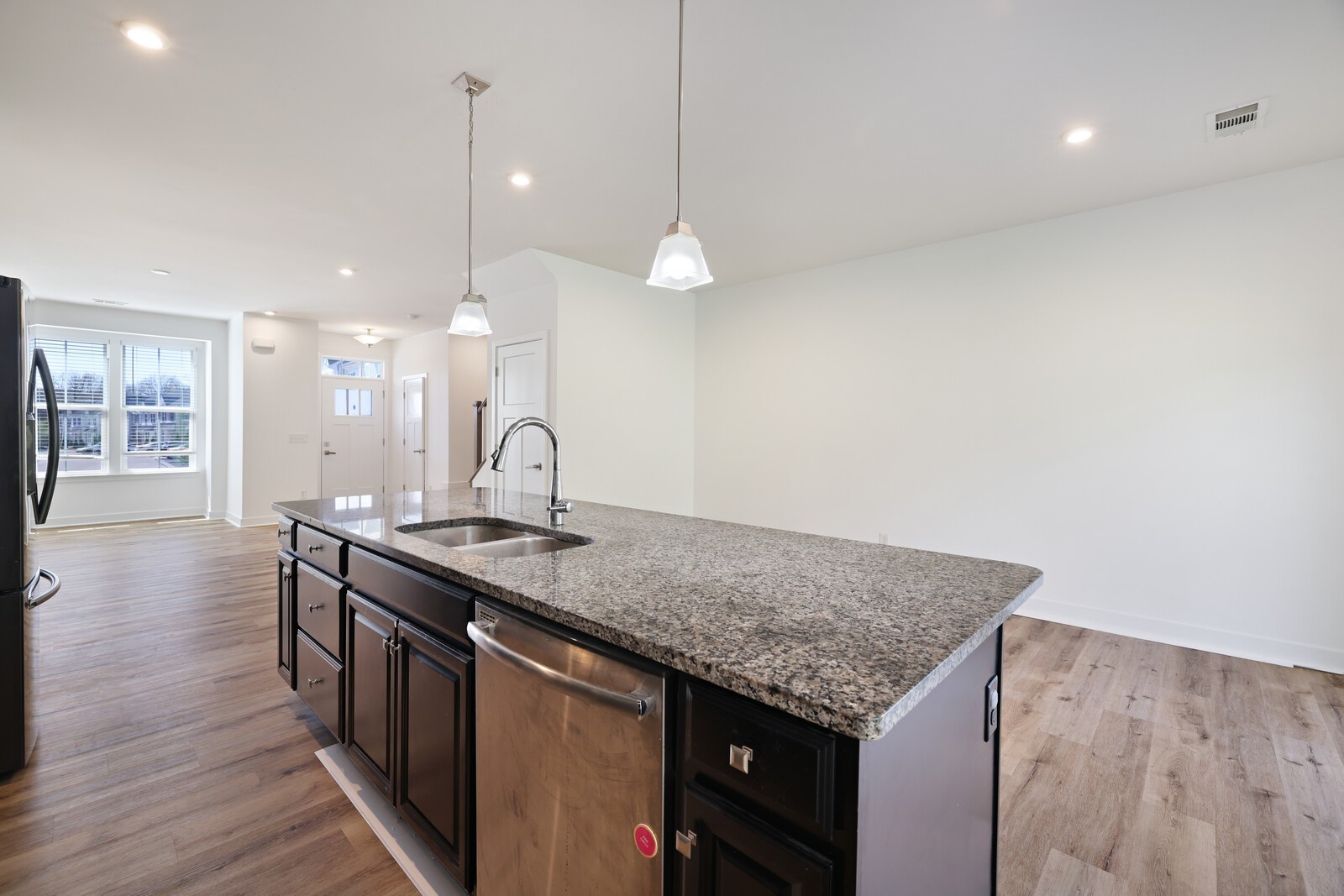 4316 Summercrest Blvd Unit: 713
