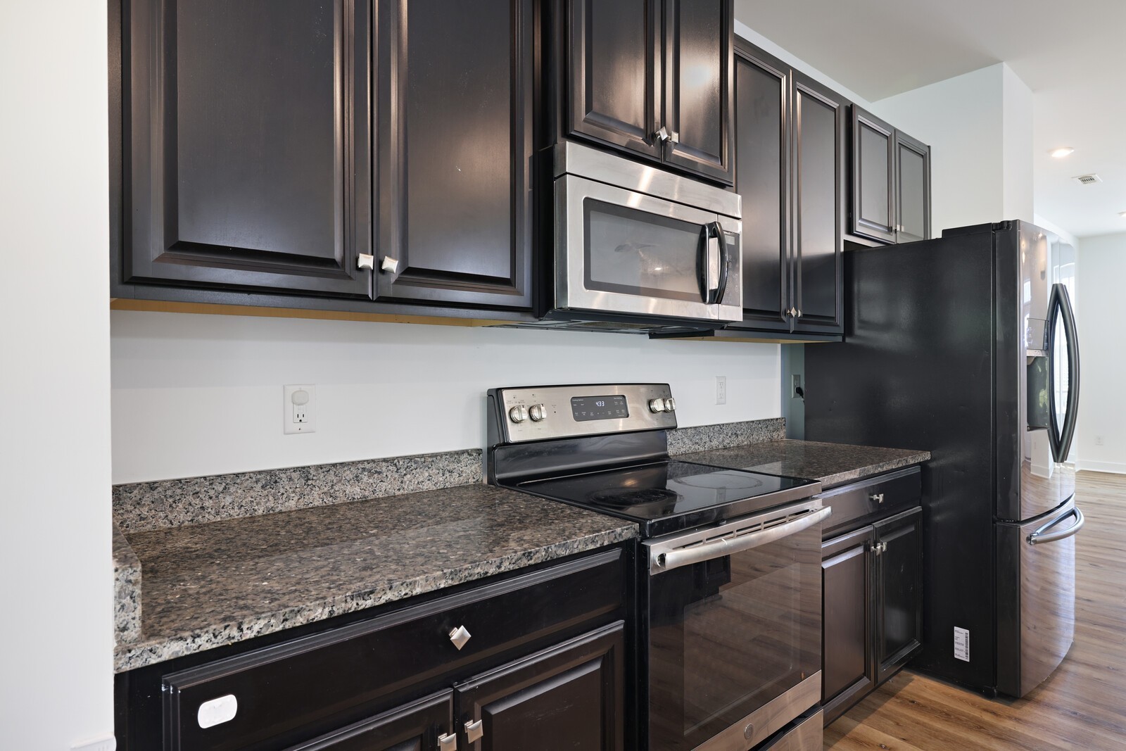 4316 Summercrest Blvd Unit: 713