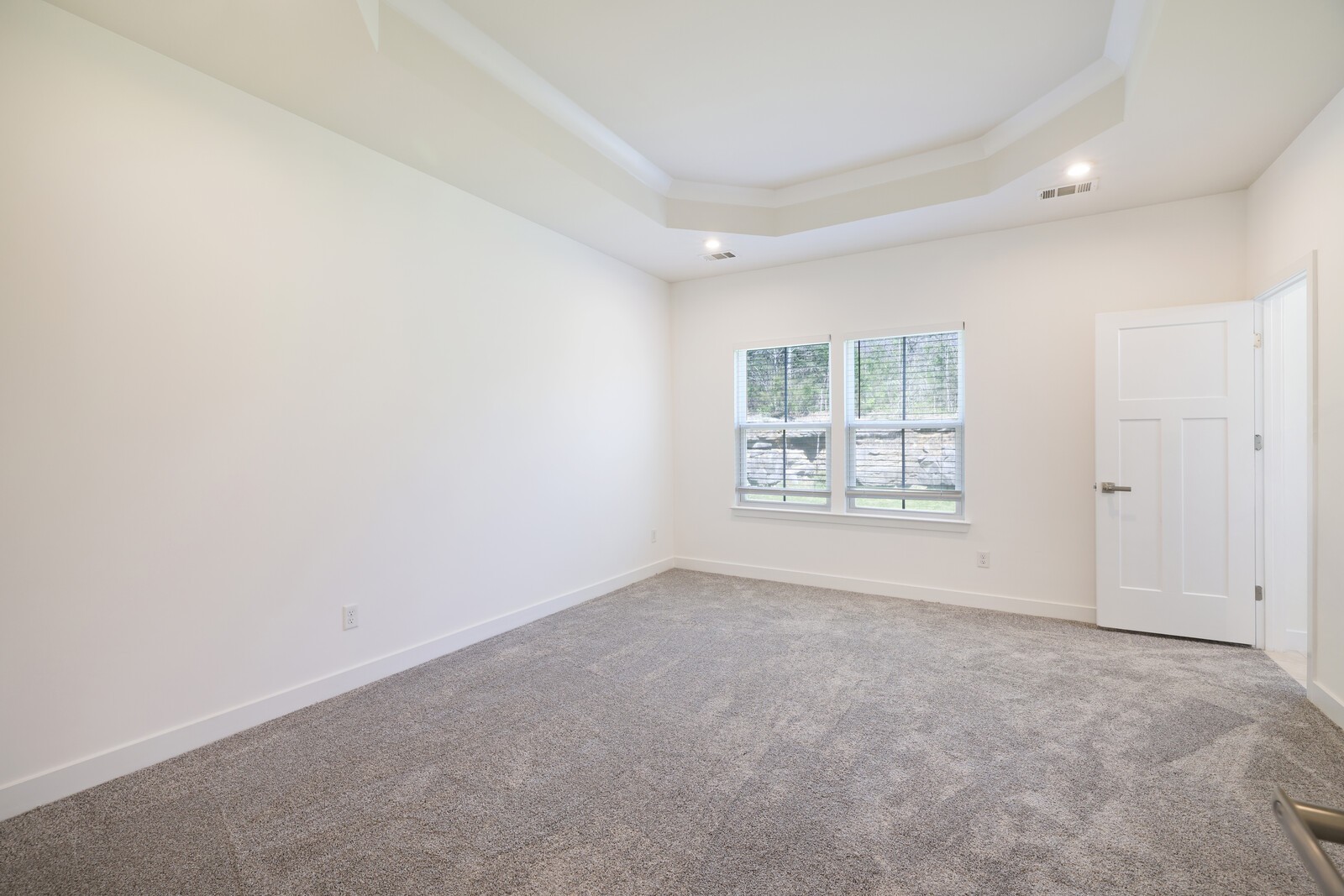 4316 Summercrest Blvd Unit: 713