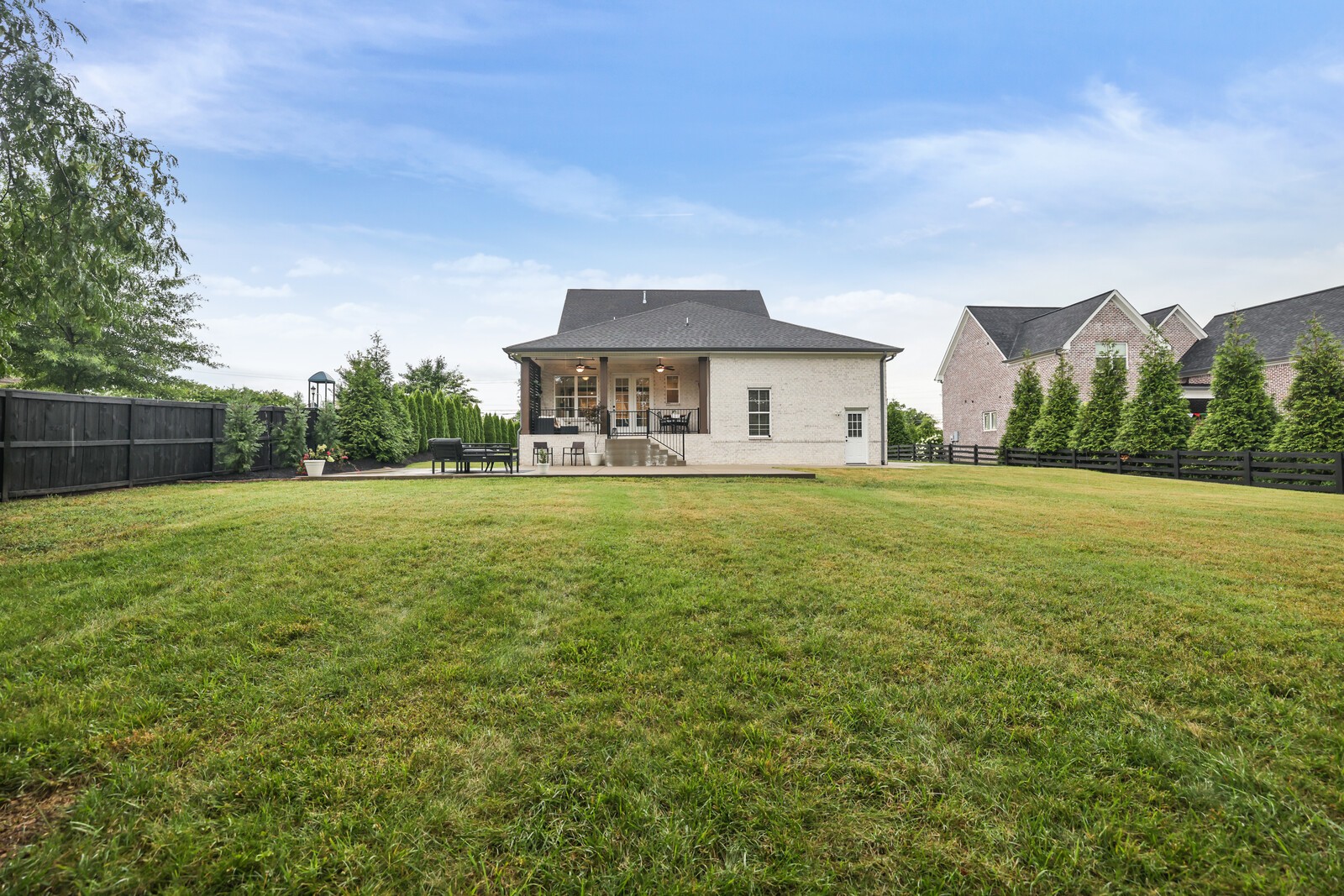 1736 Saundersville Rd