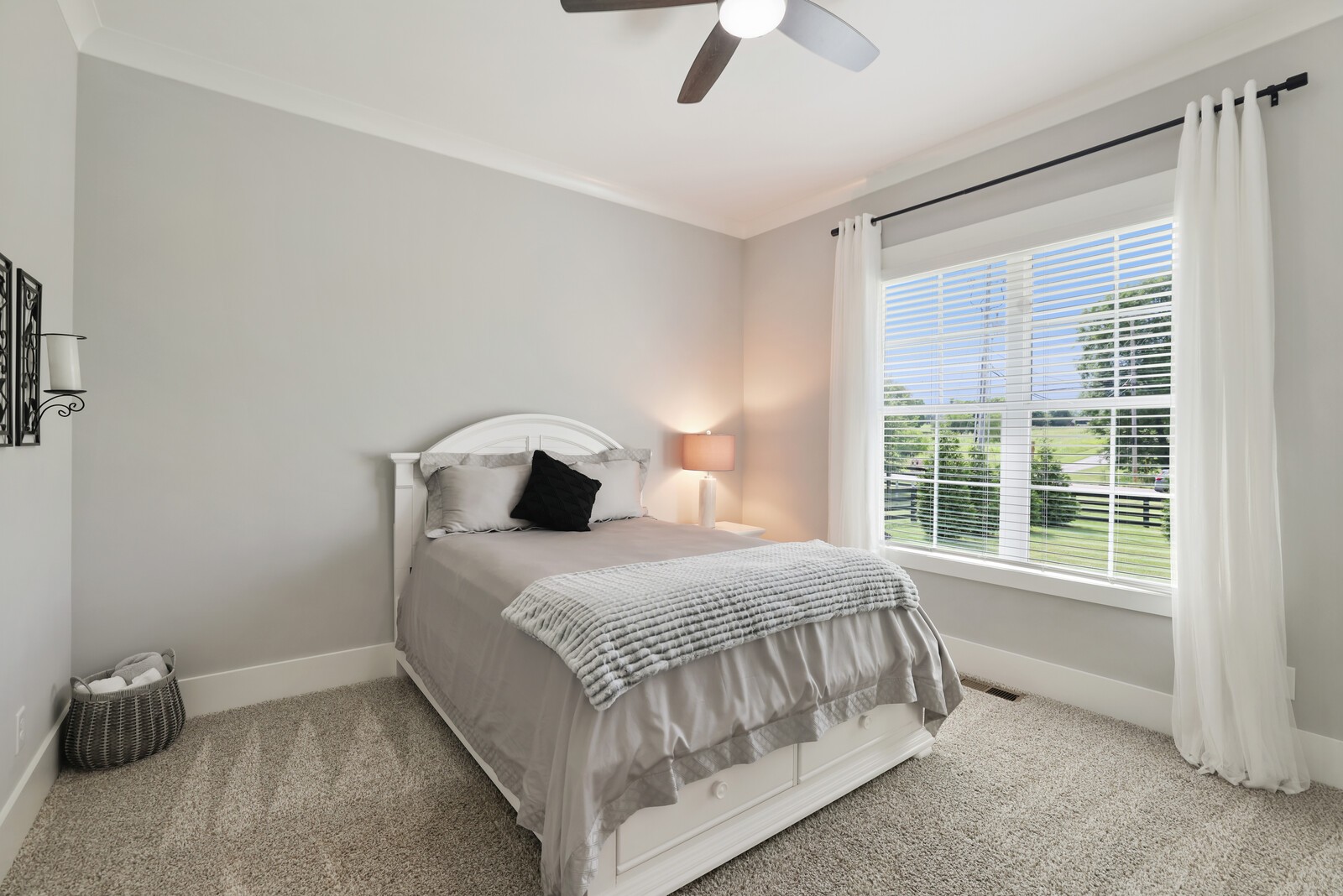 1736 Saundersville Rd