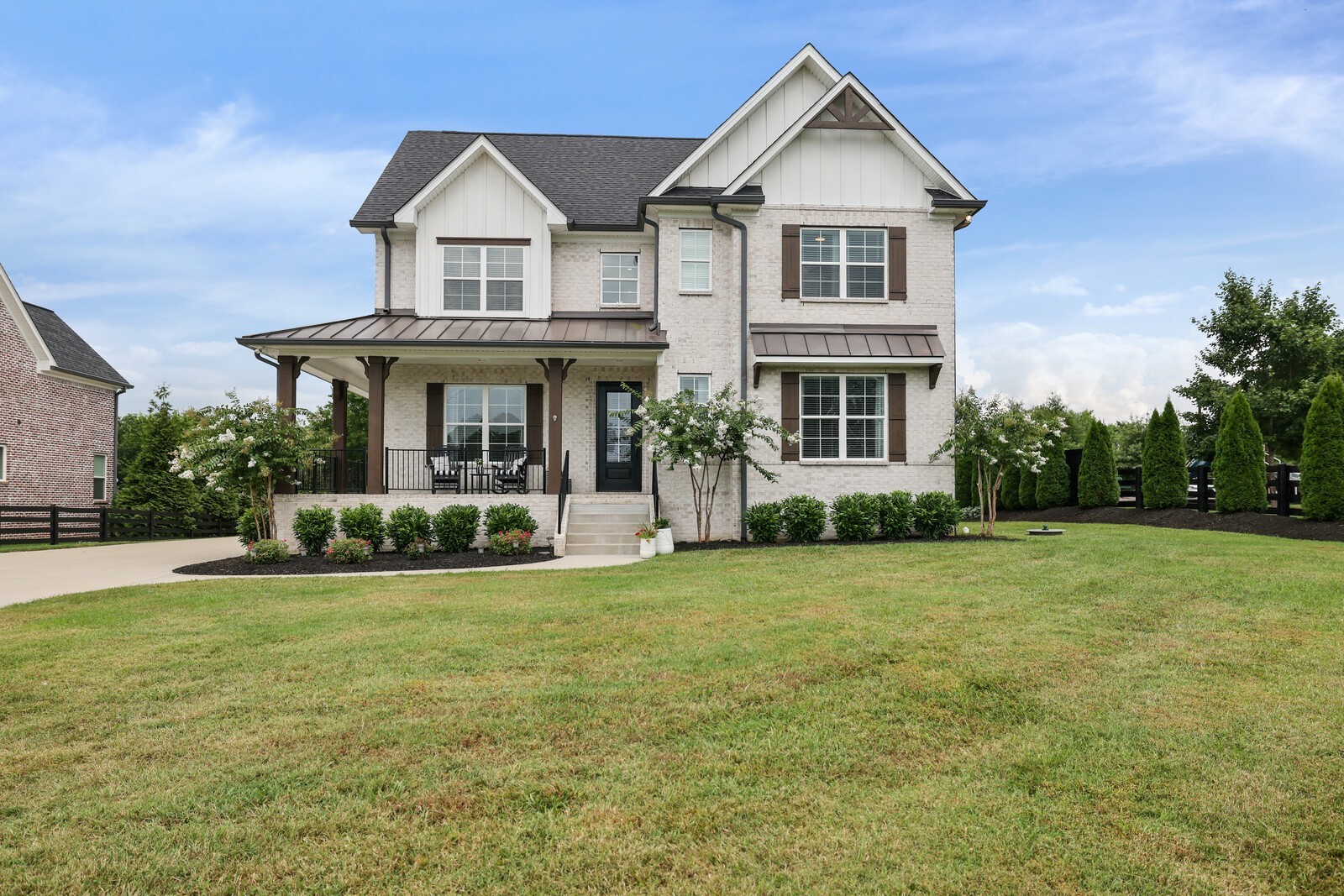 1736 Saundersville Rd