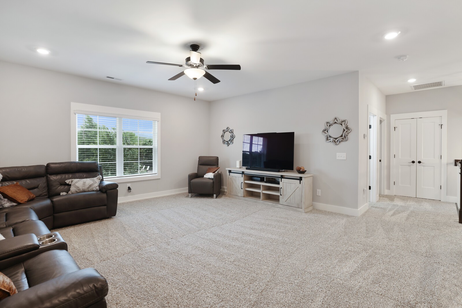 1736 Saundersville Rd