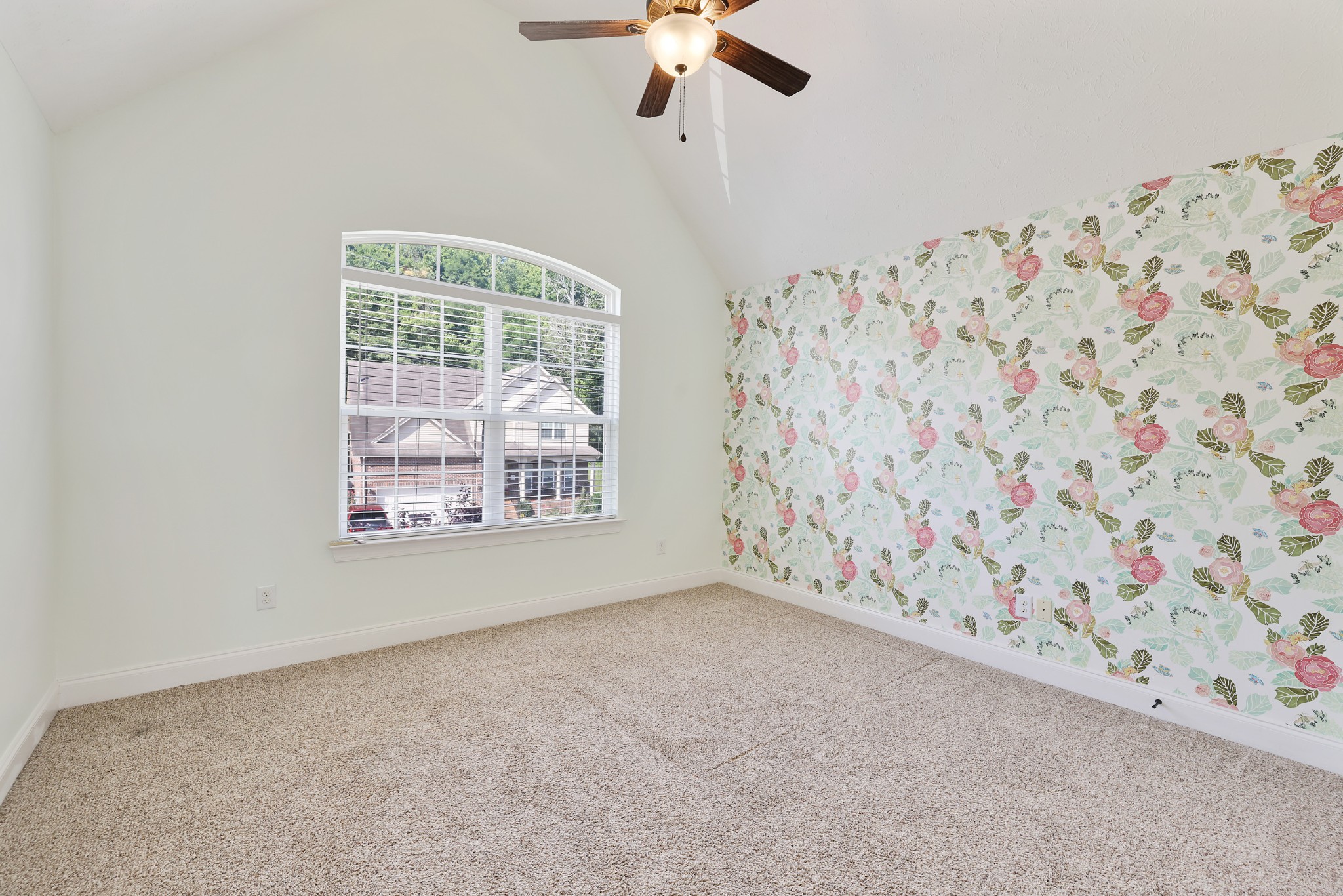 5641 Deer Valley Trl
