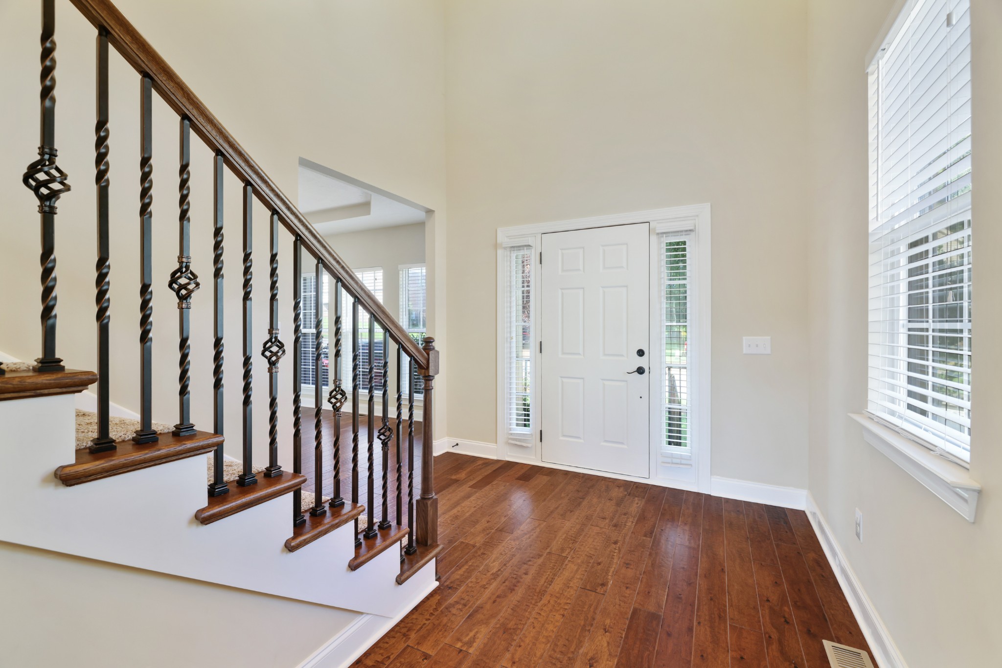 5641 Deer Valley Trl