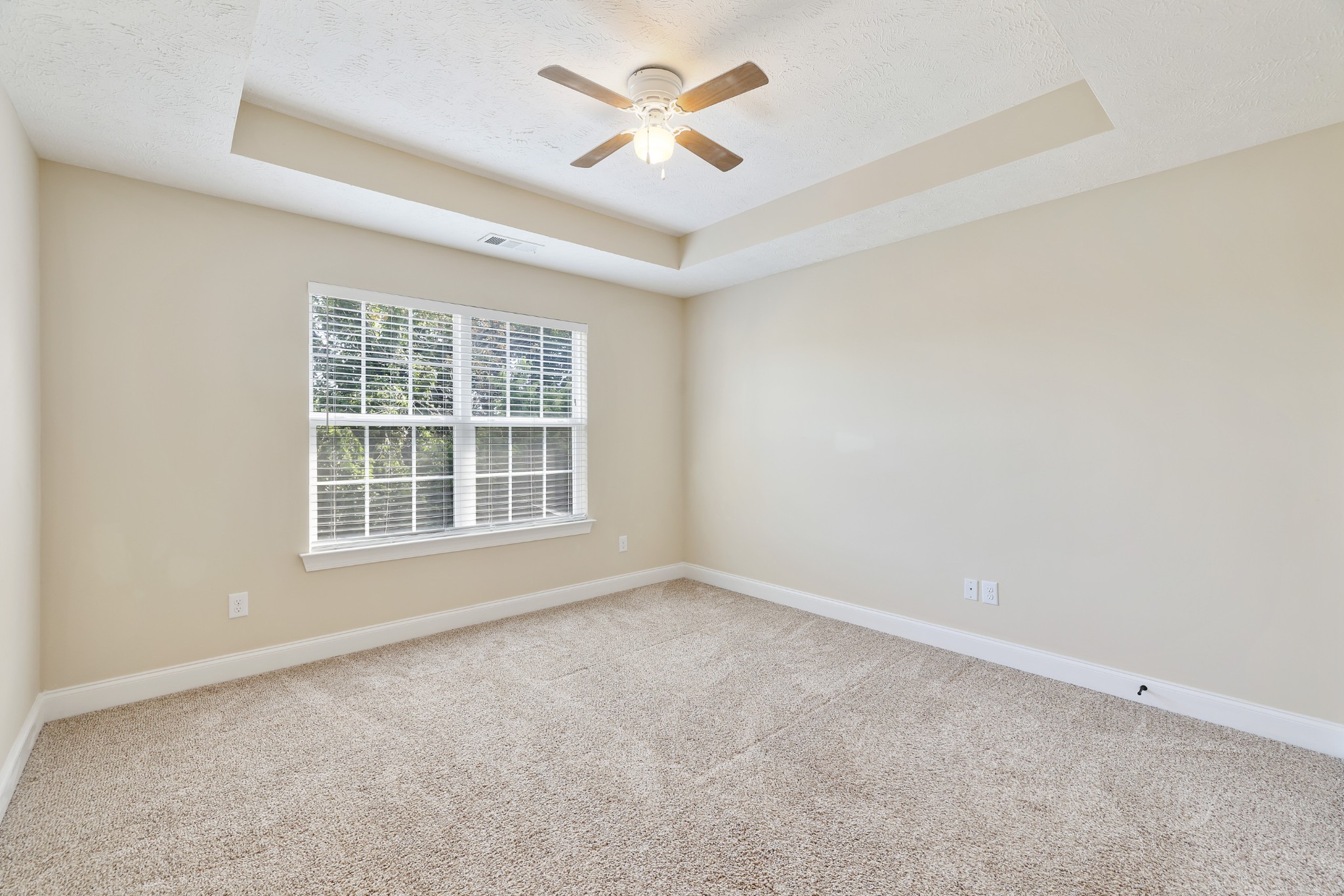 5641 Deer Valley Trl