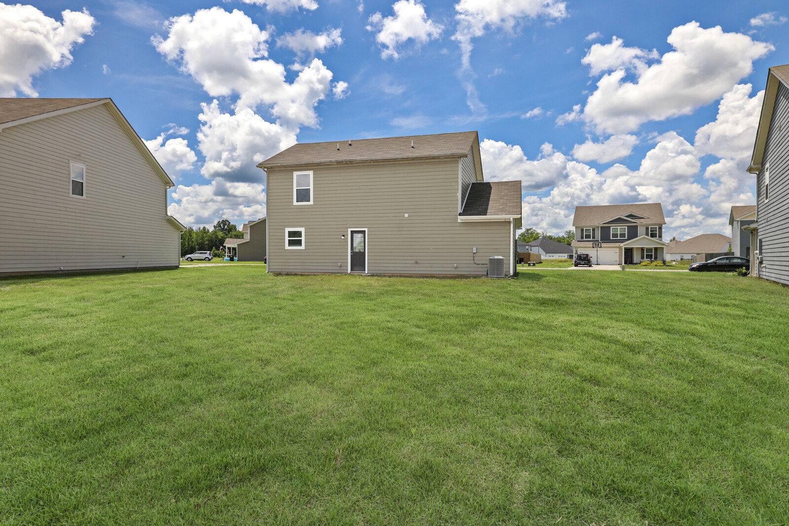 3747 Spahn Ln