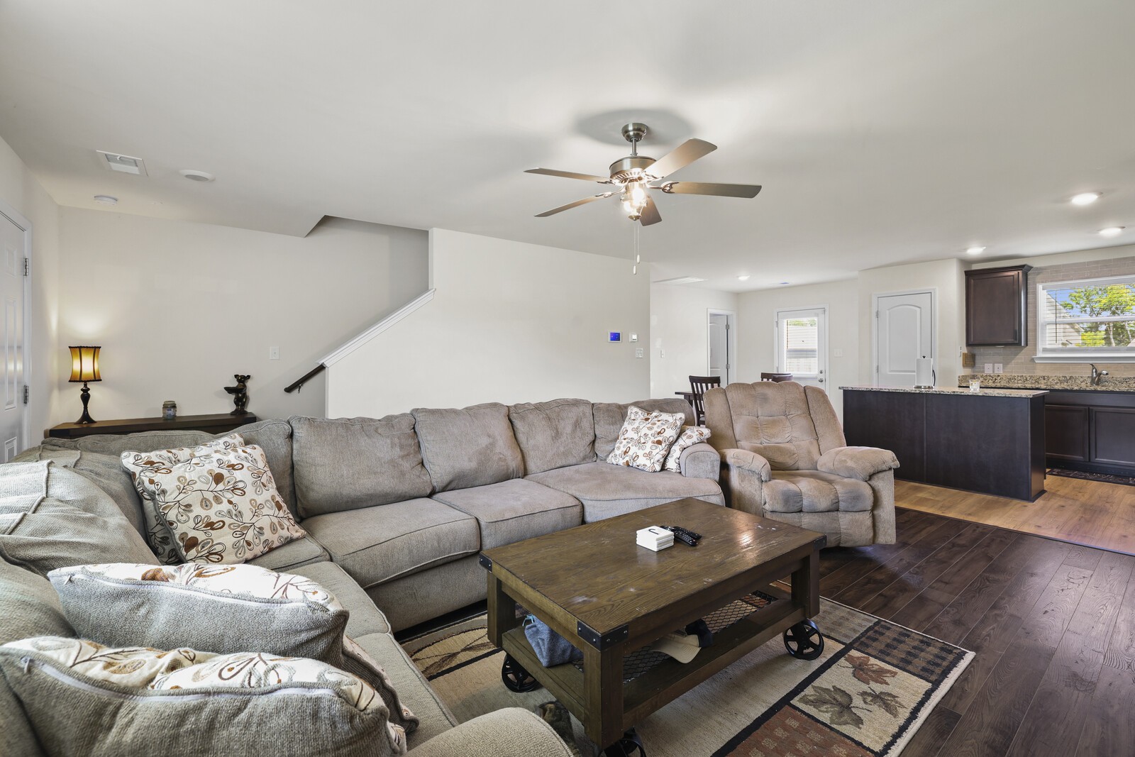 3747 Spahn Ln