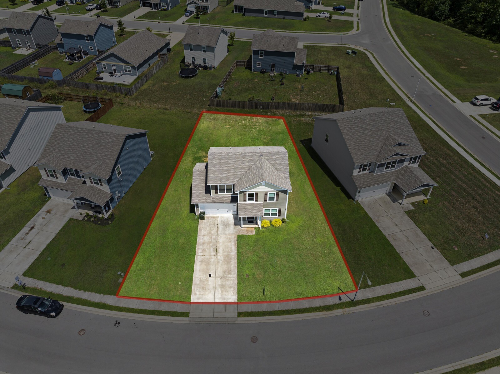 3747 Spahn Ln