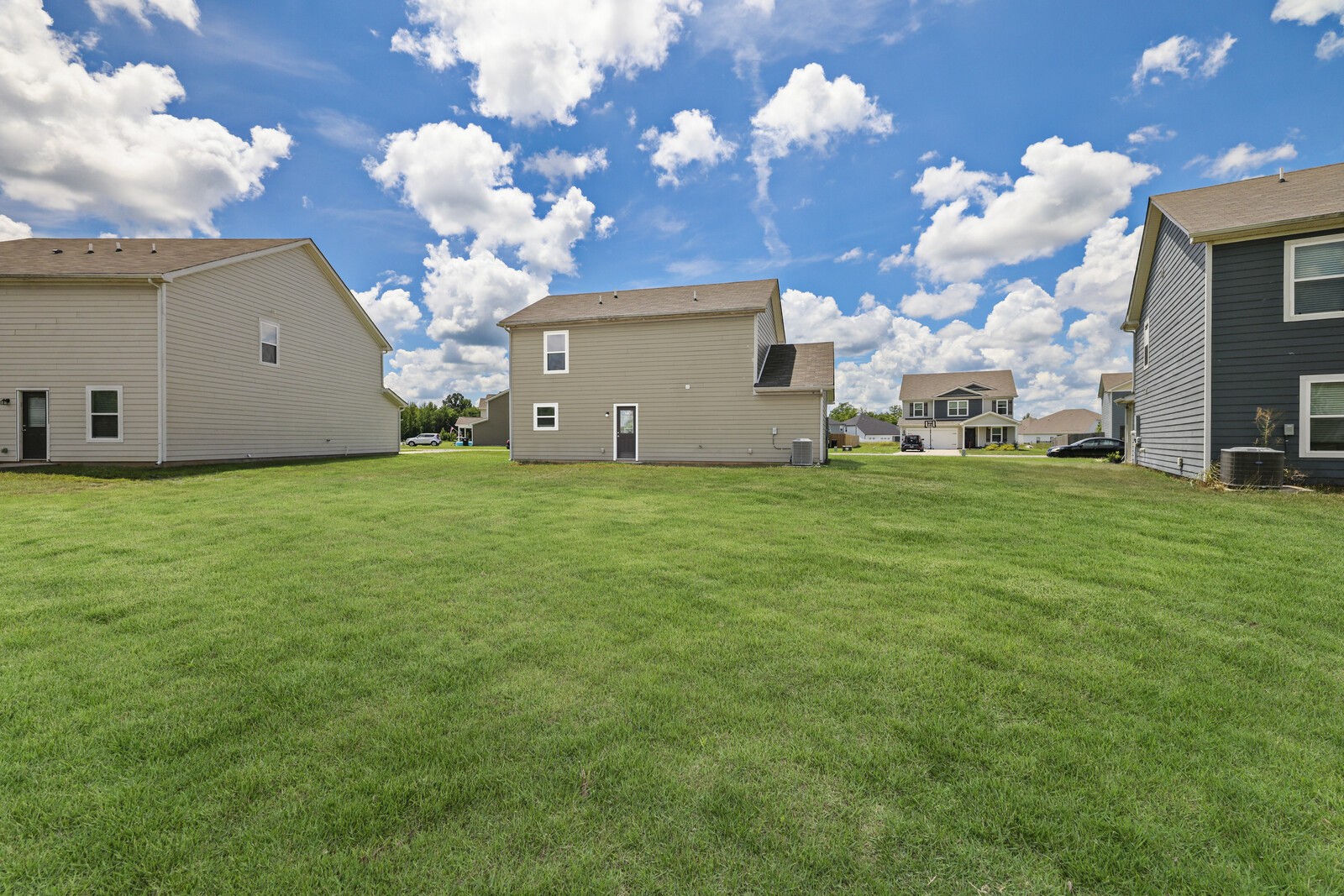 3747 Spahn Ln