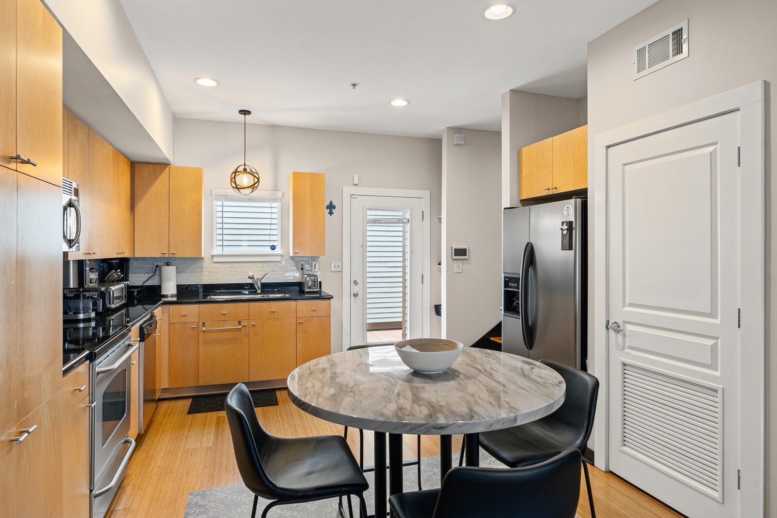 807 18th Ave, S Unit: 301