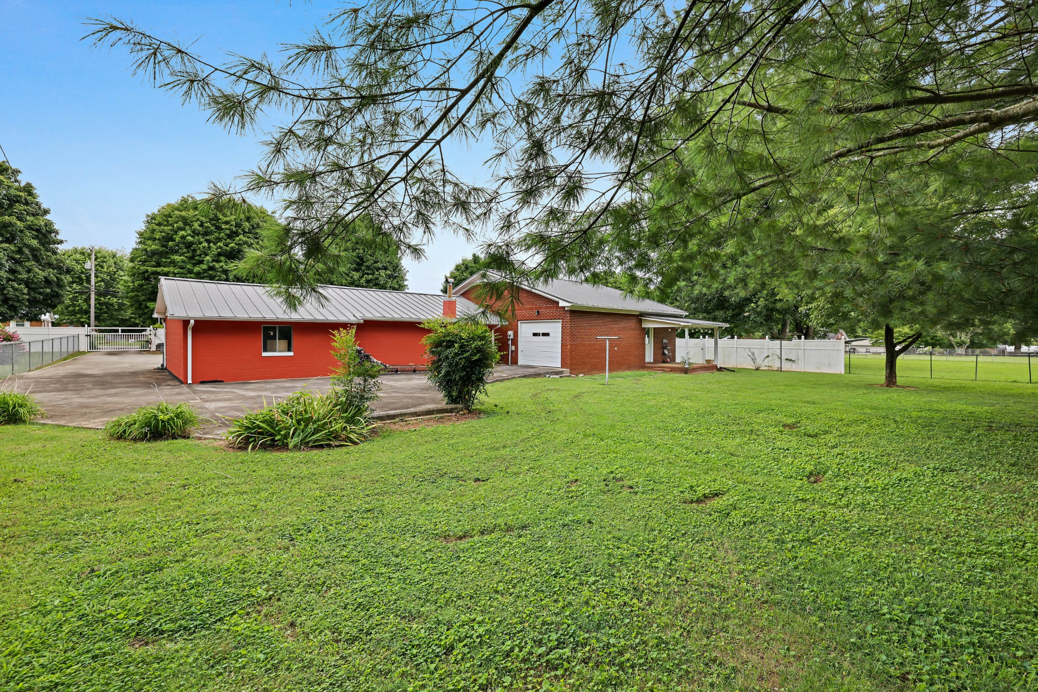108 Van Buren St