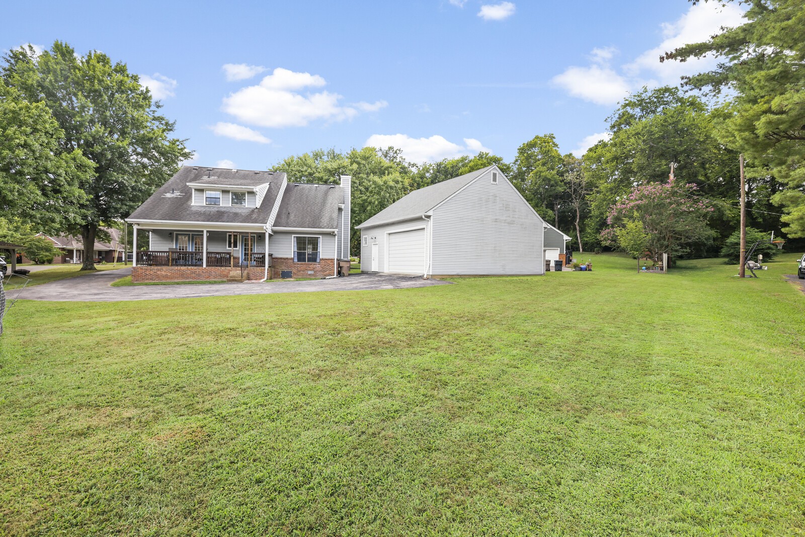 604 Darlington Pl