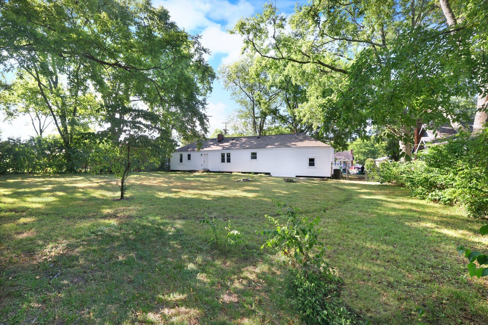 301 Harris St