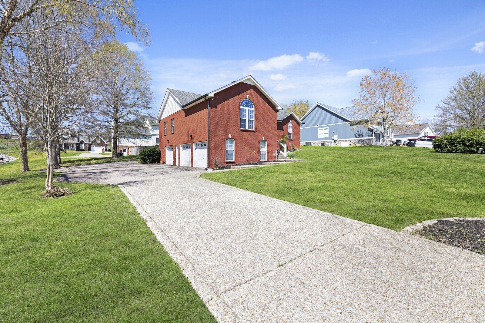5009 Lanier Dr