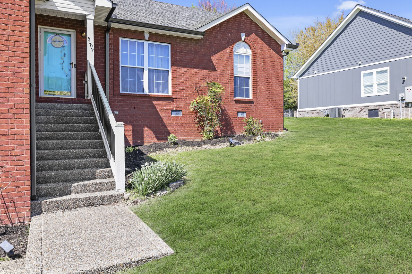 5009 Lanier Dr
