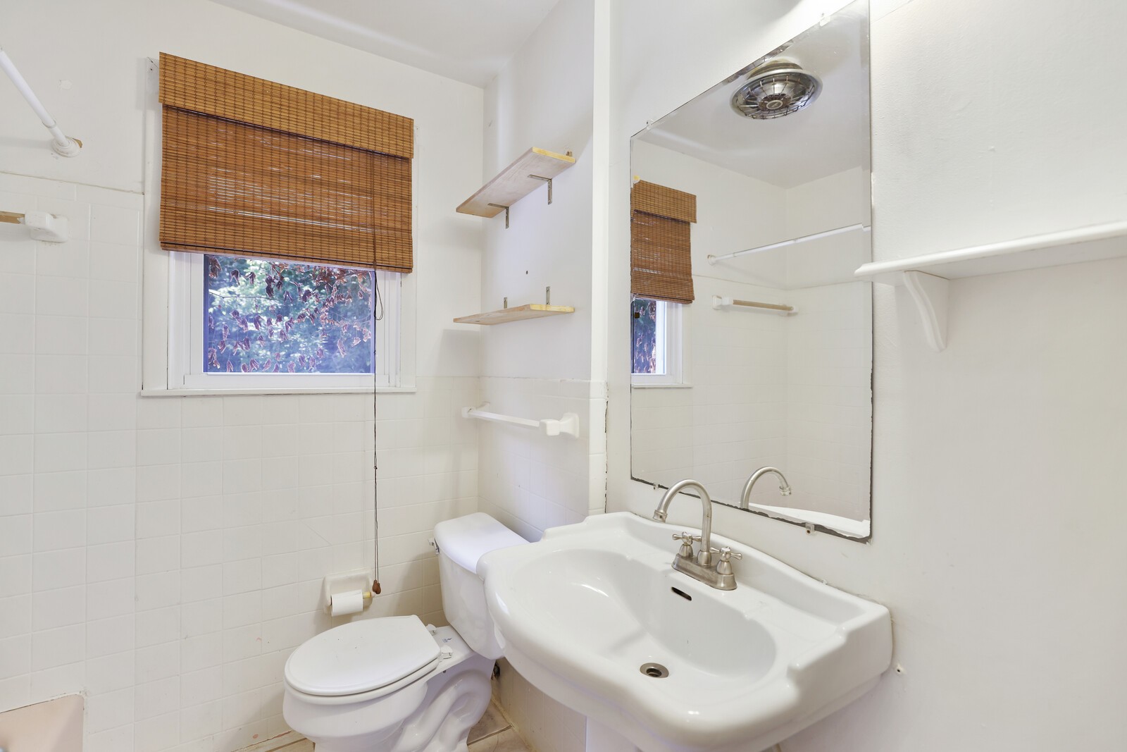 3107 Laurel Forest Dr