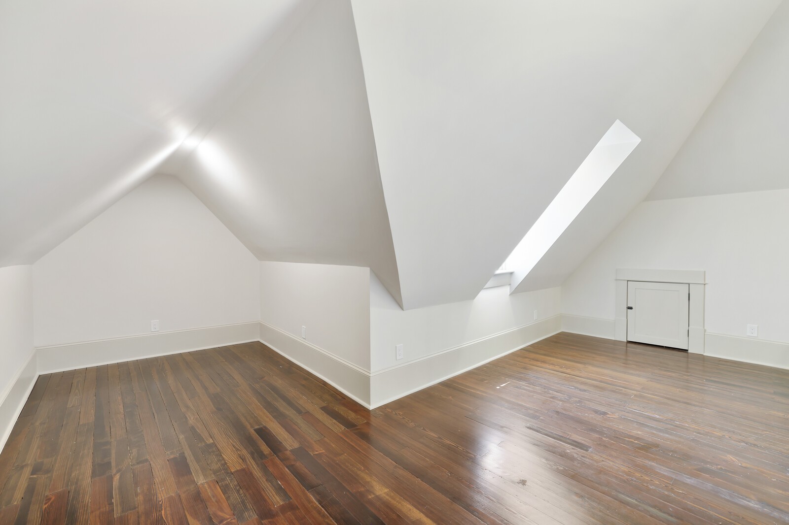 854 Bradford Ave